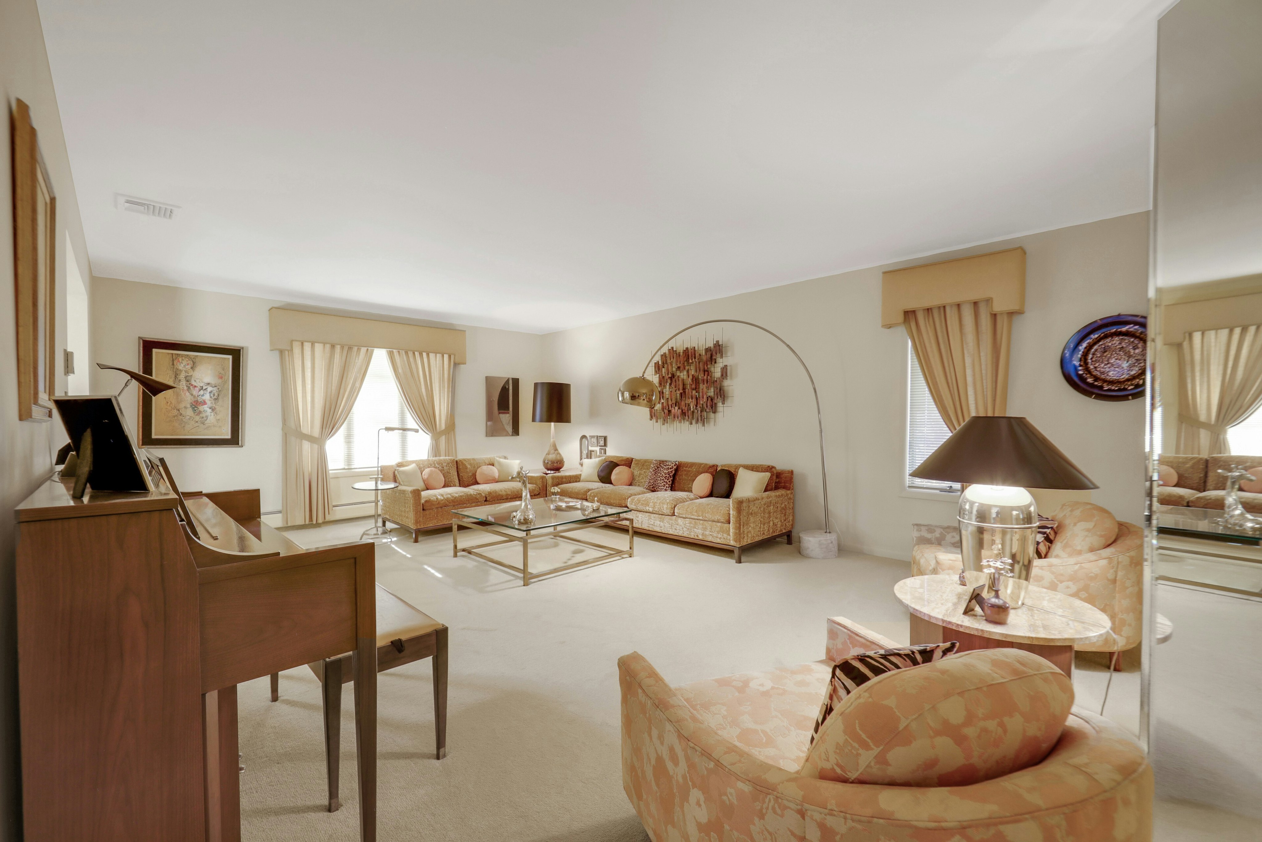 300 Forsythia Court 