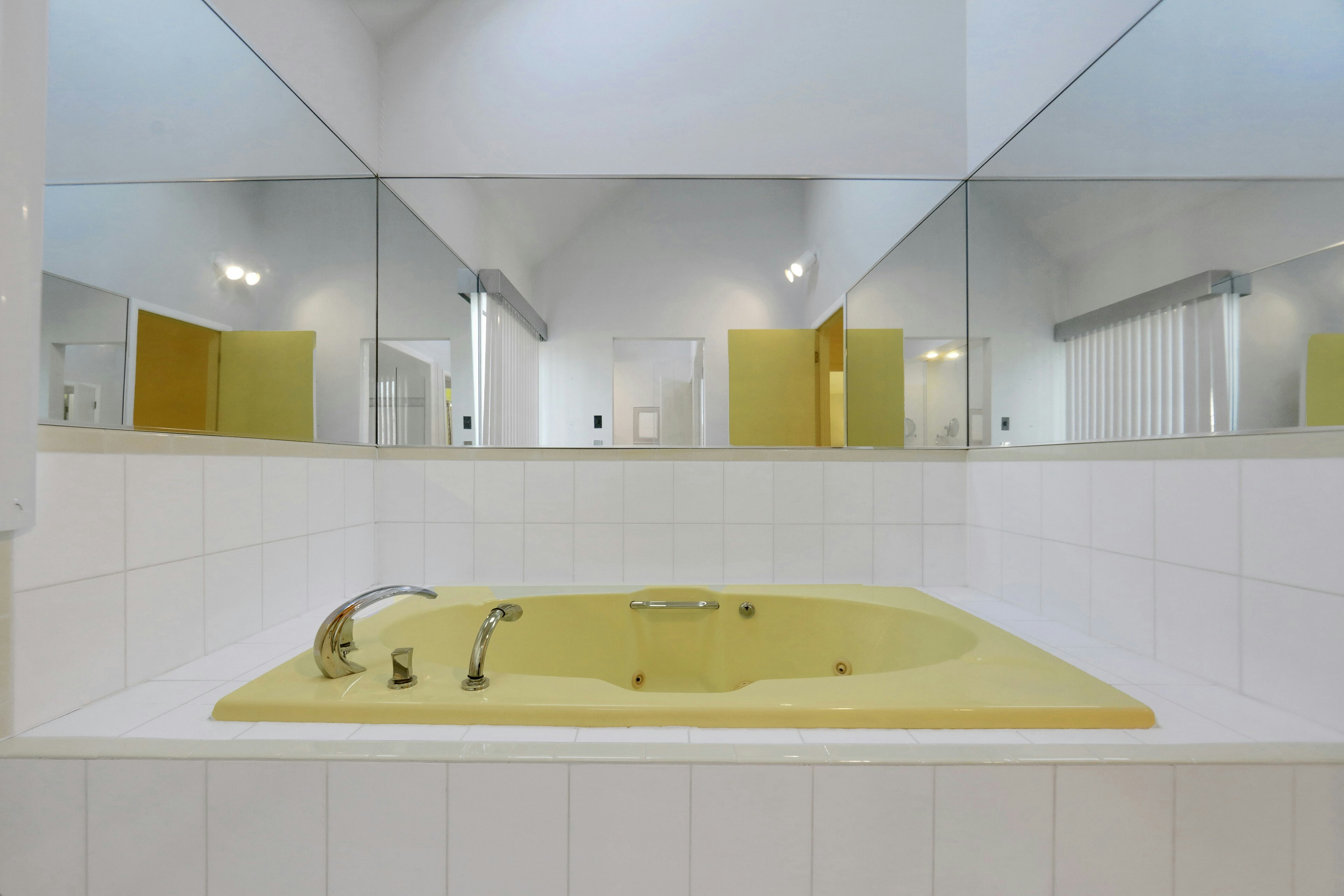 300 Forsythia Court 