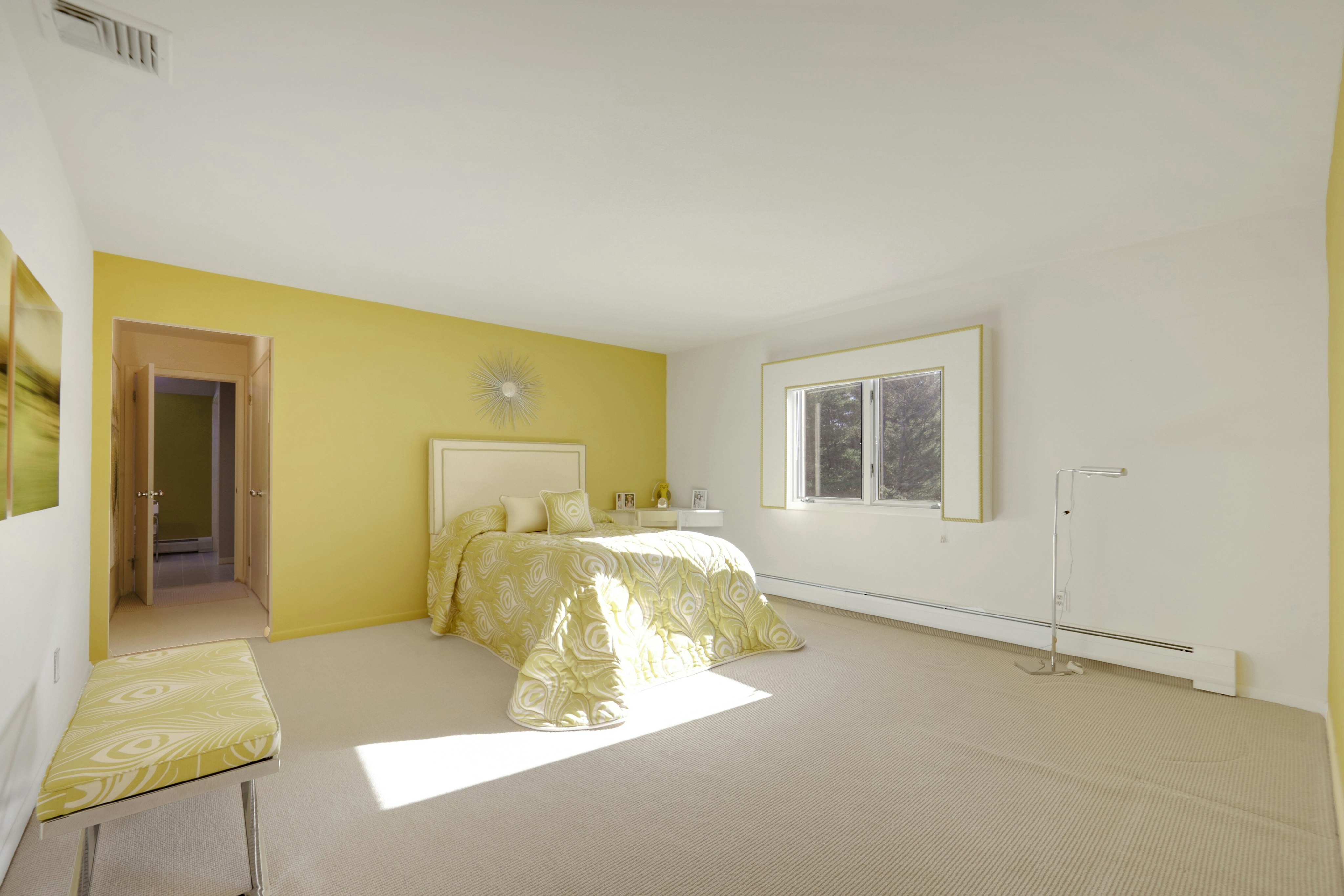 300 Forsythia Court 