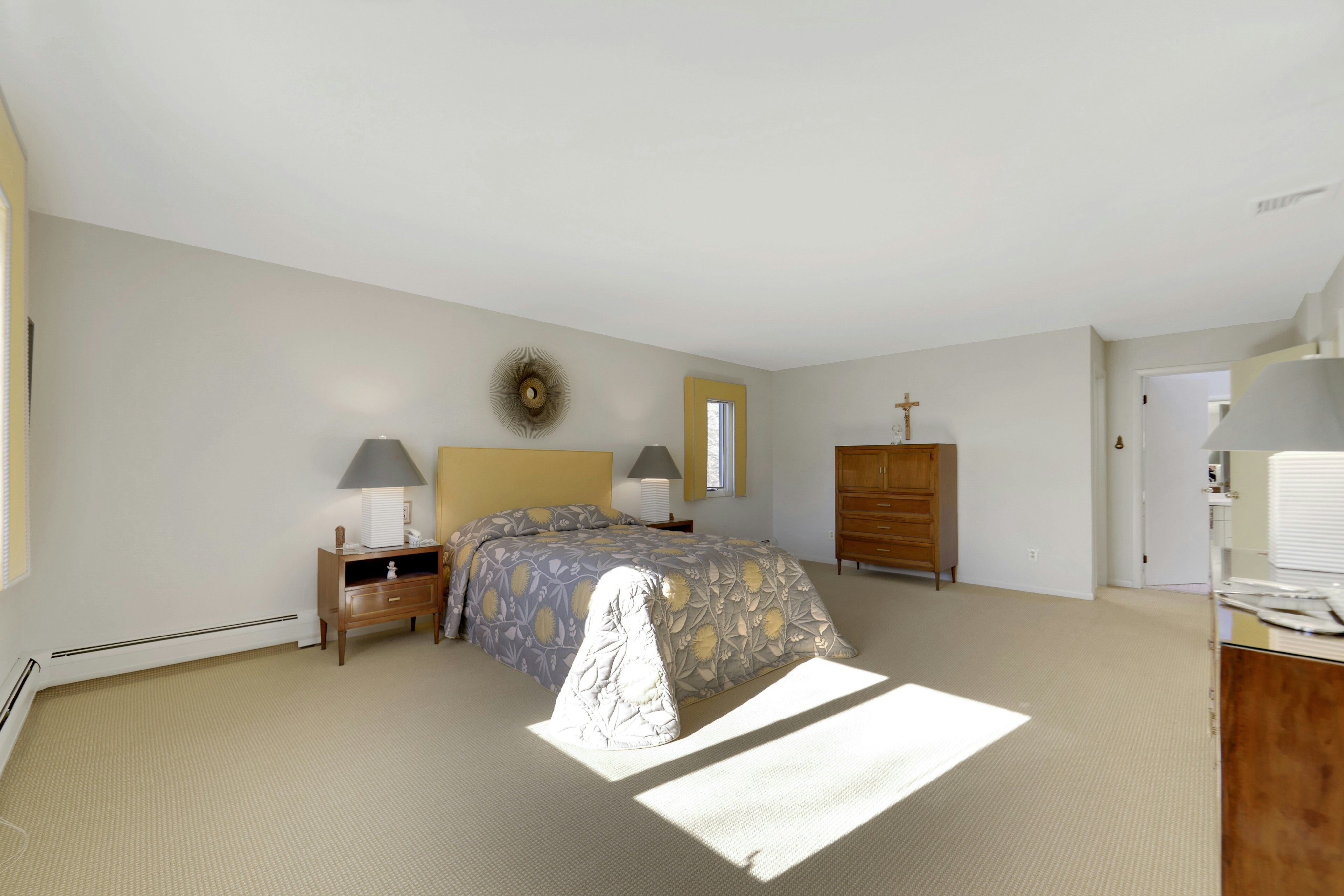 300 Forsythia Court 