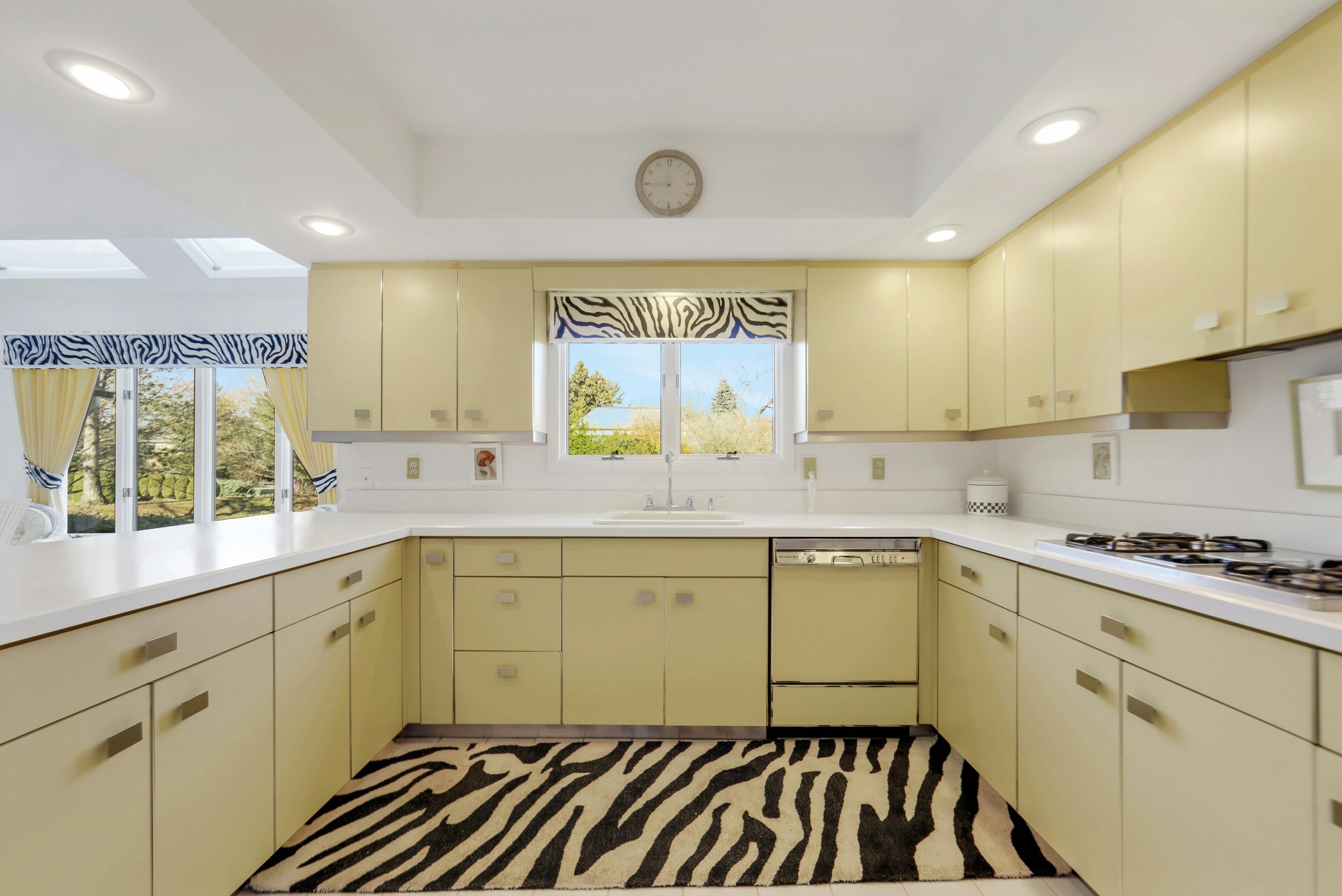 300 Forsythia Court 