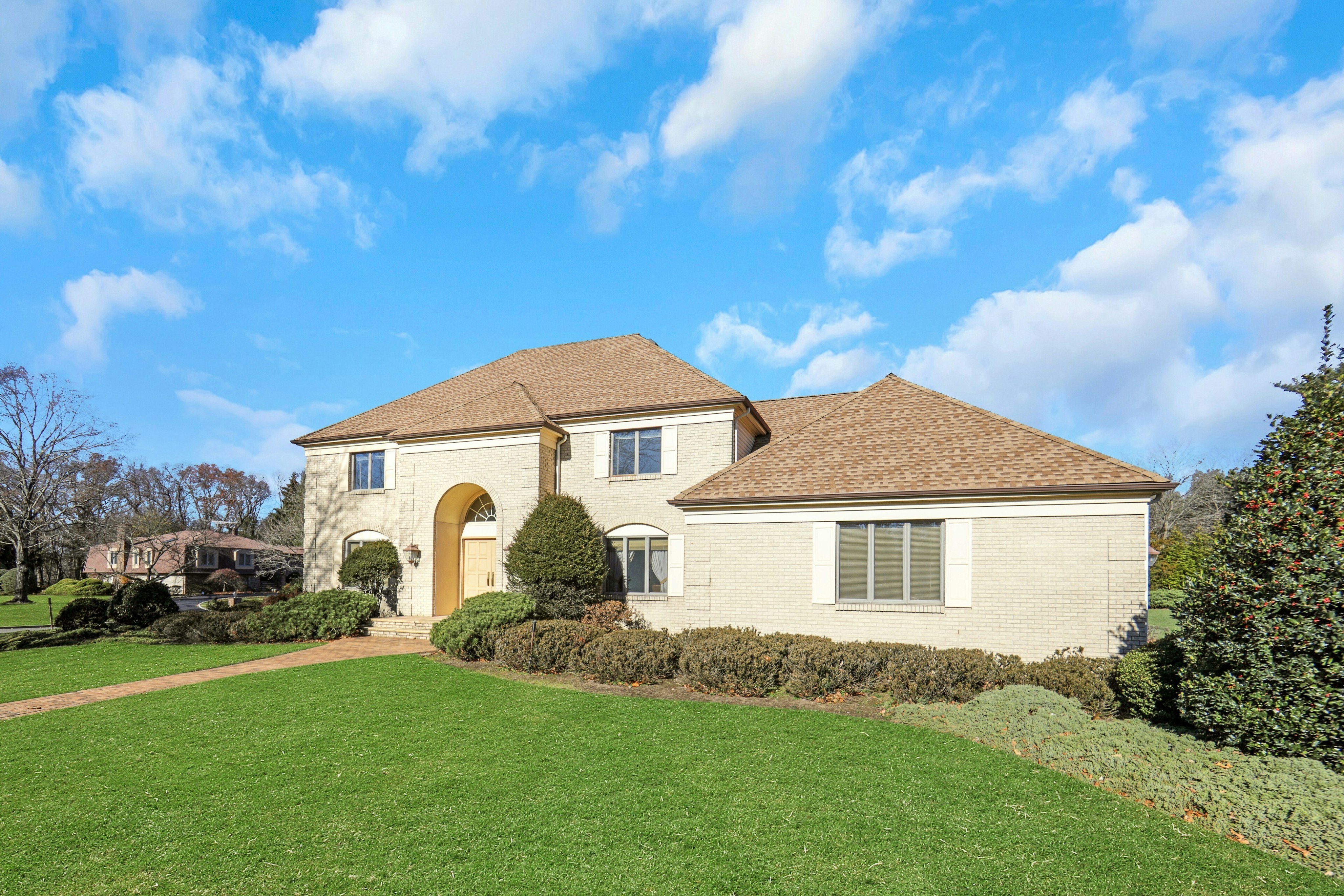 300 Forsythia Court 