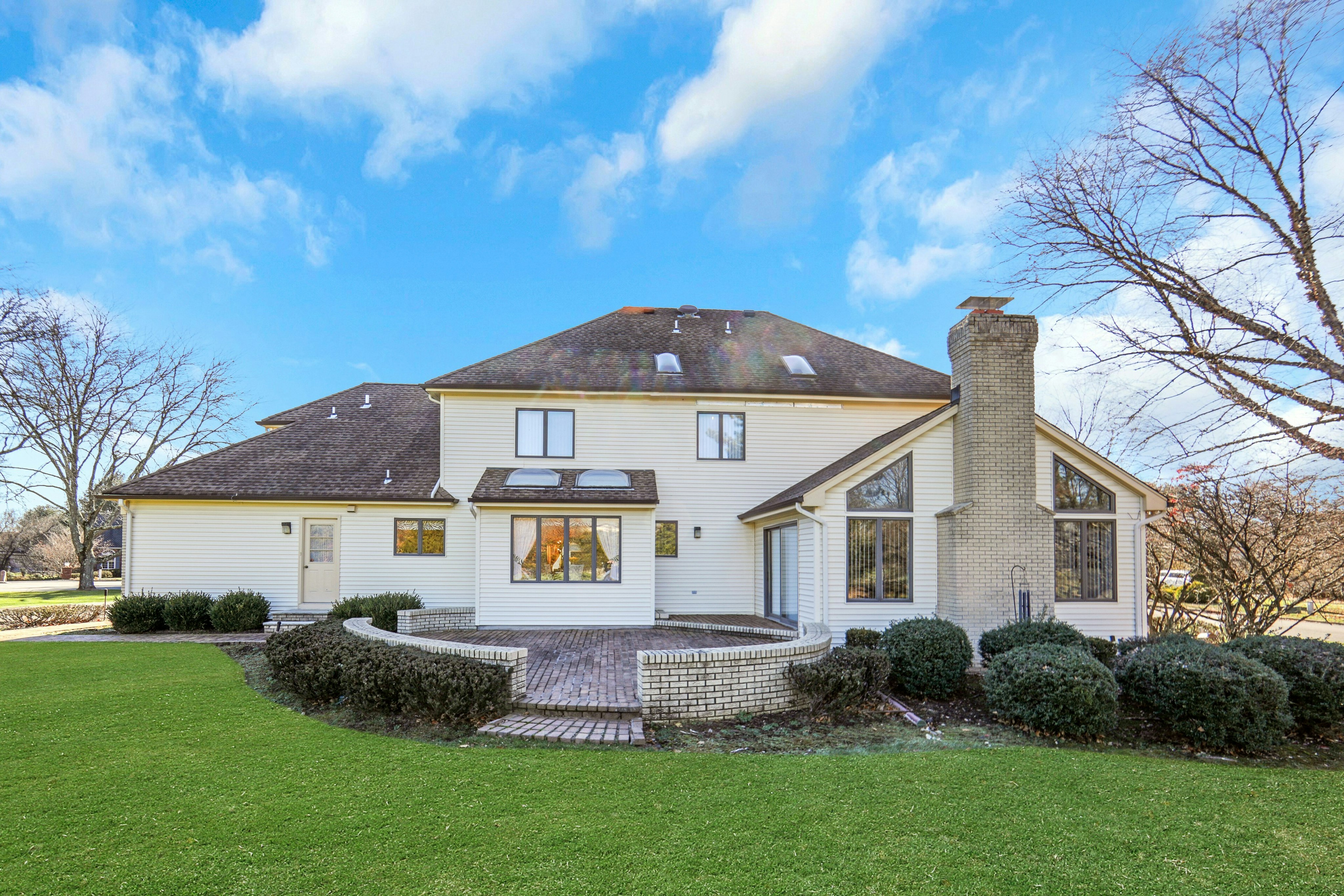 300 Forsythia Court 