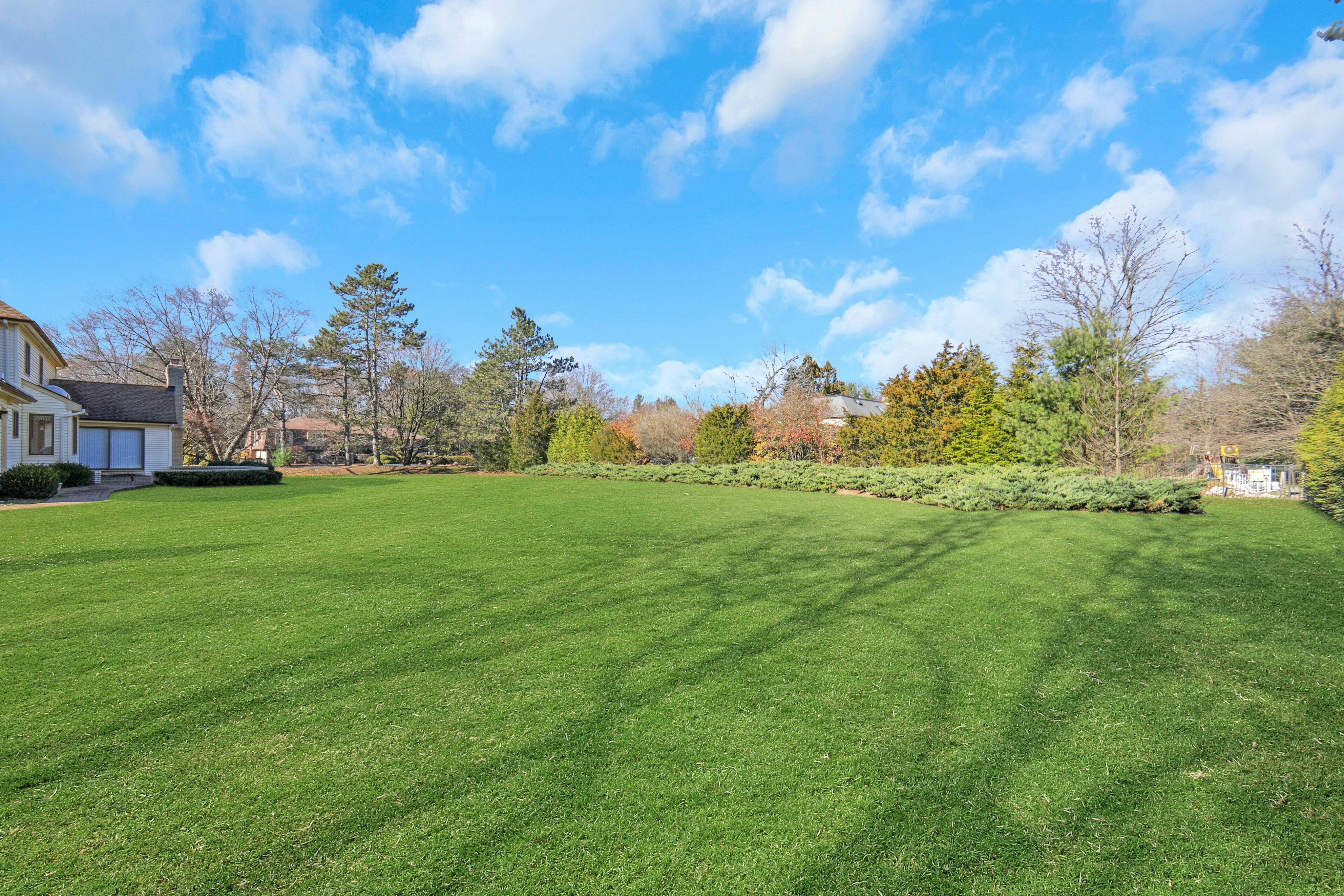300 Forsythia Court 