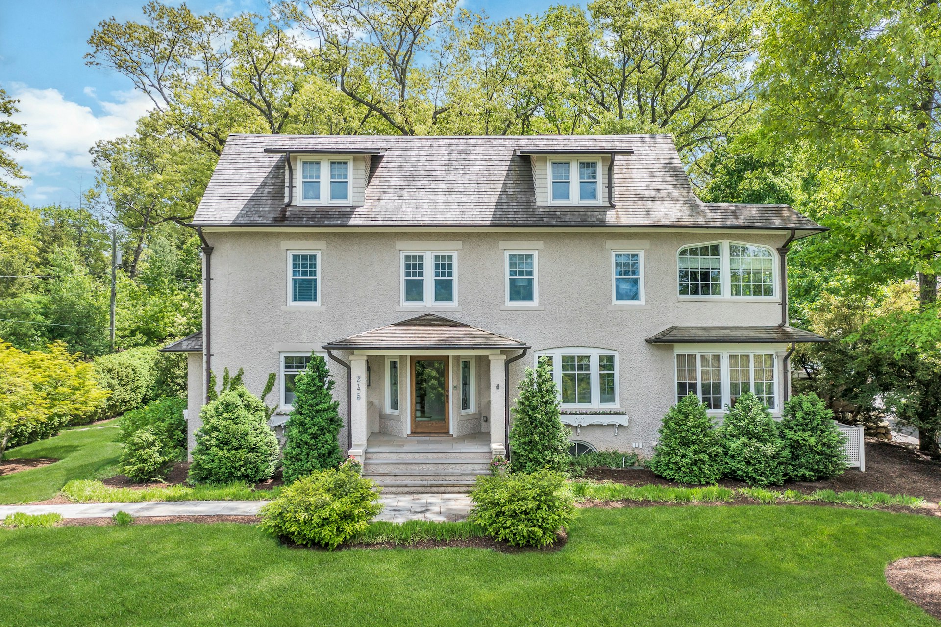 245 Heights Road 