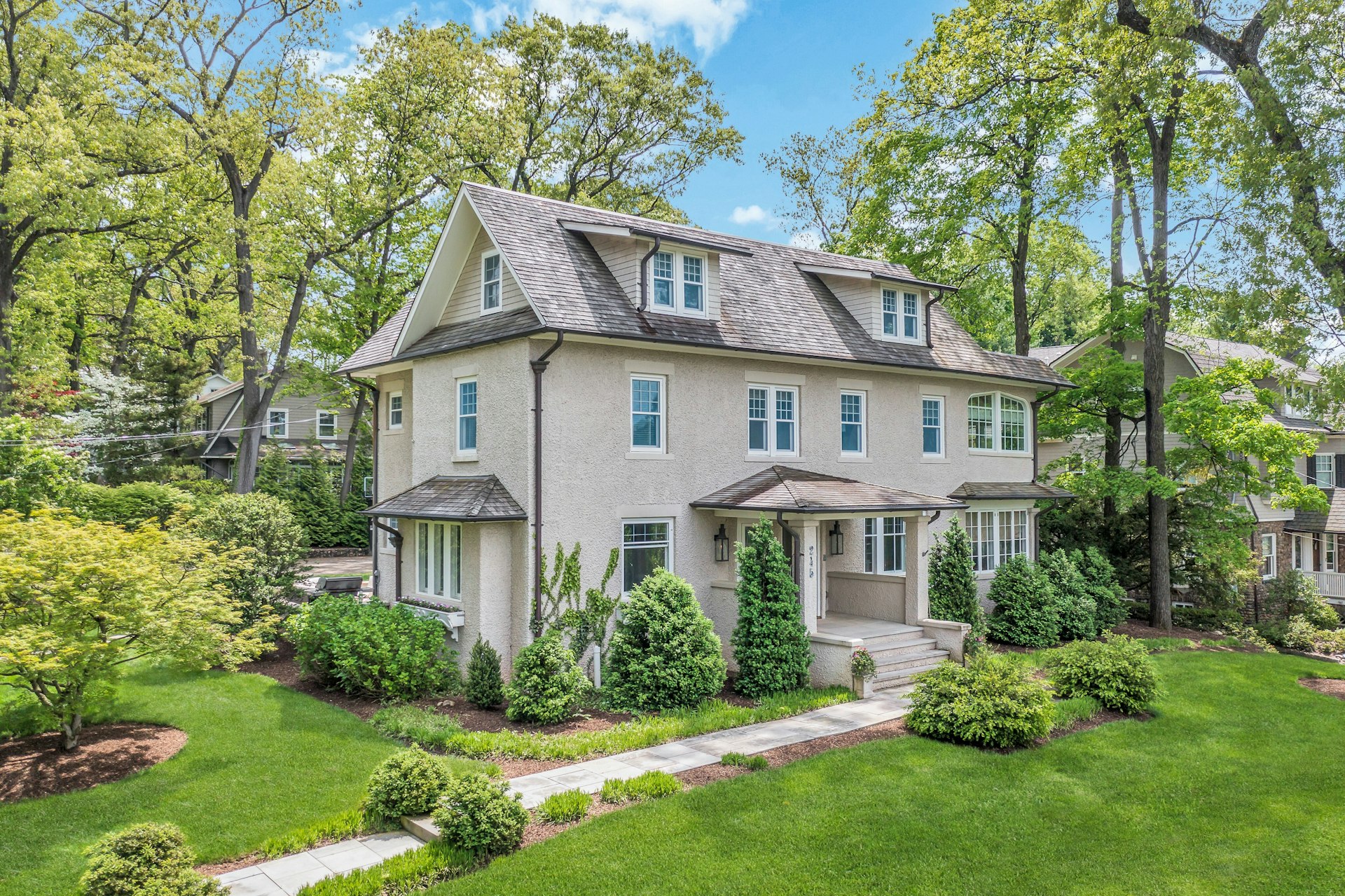245 Heights Road 