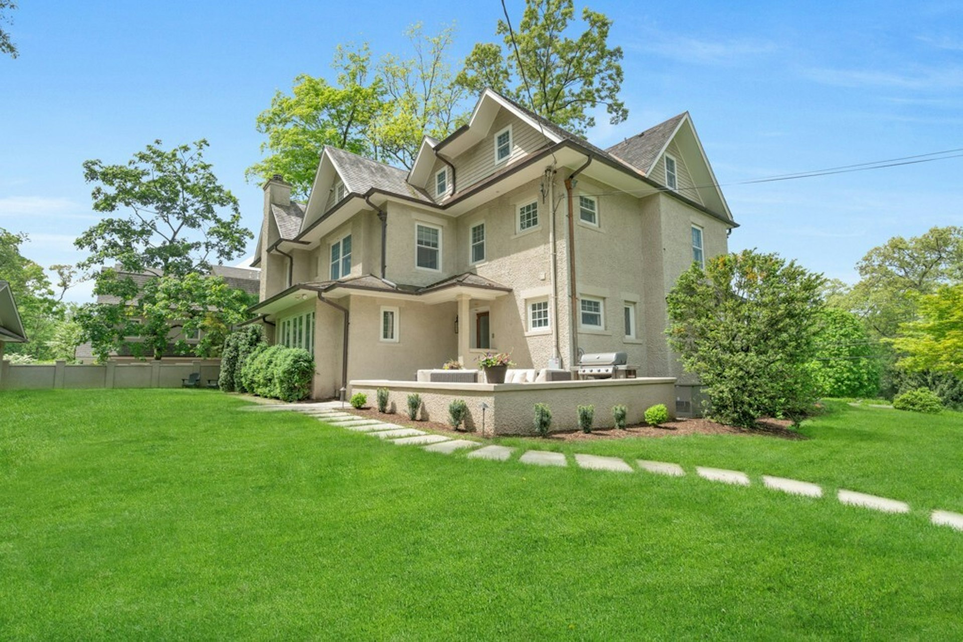 245 Heights Road 