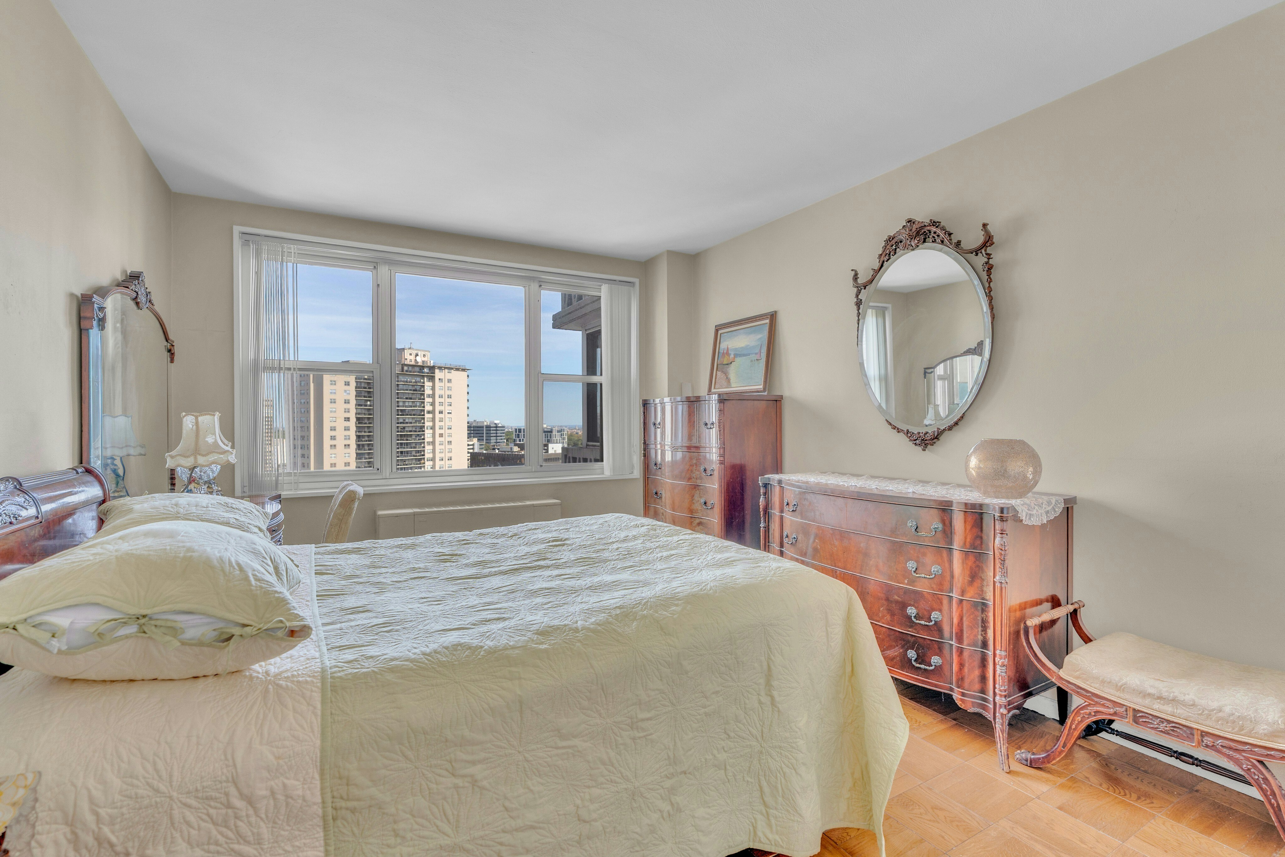 2000 Linwood Avenue #16T 