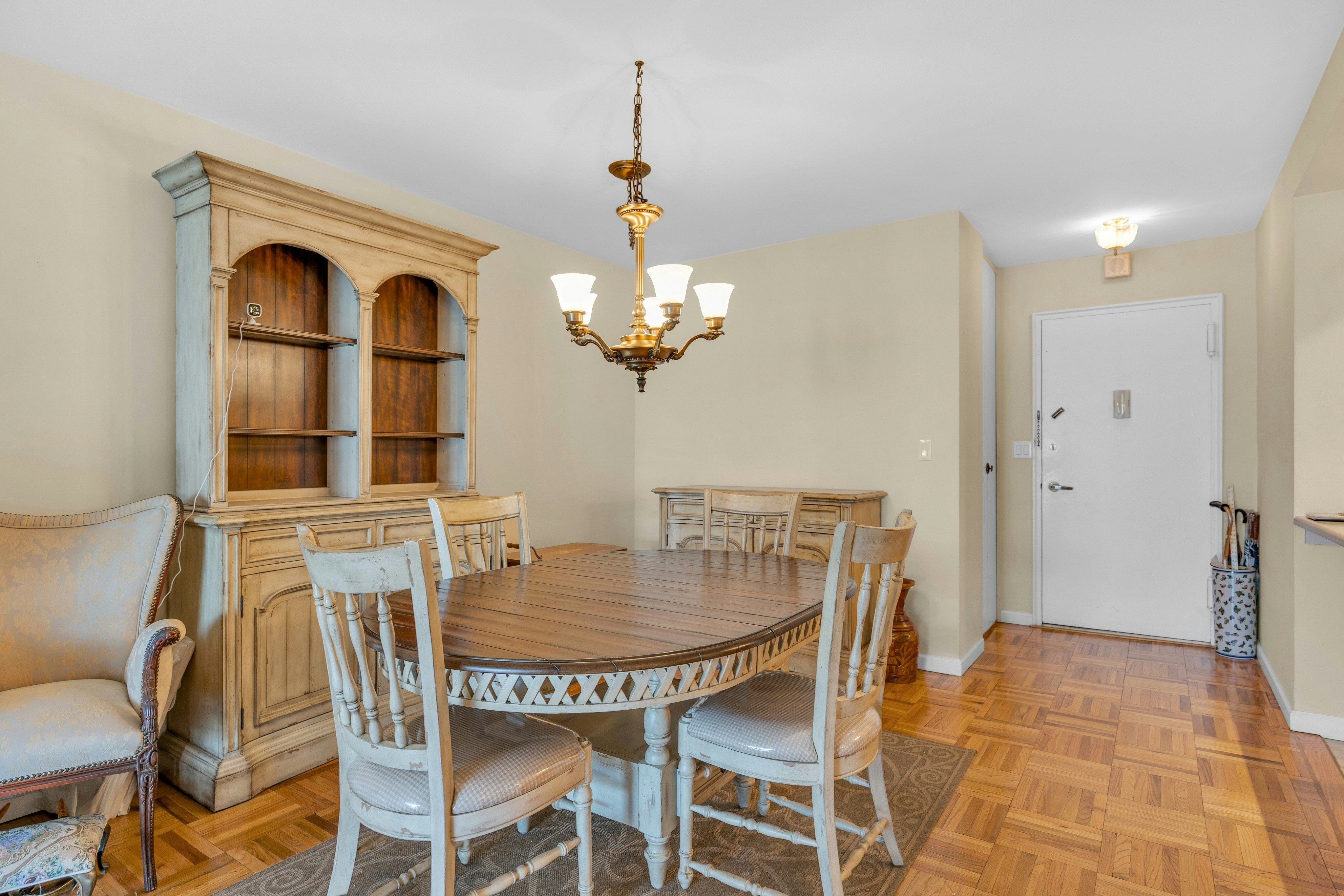 2000 Linwood Avenue #16T 