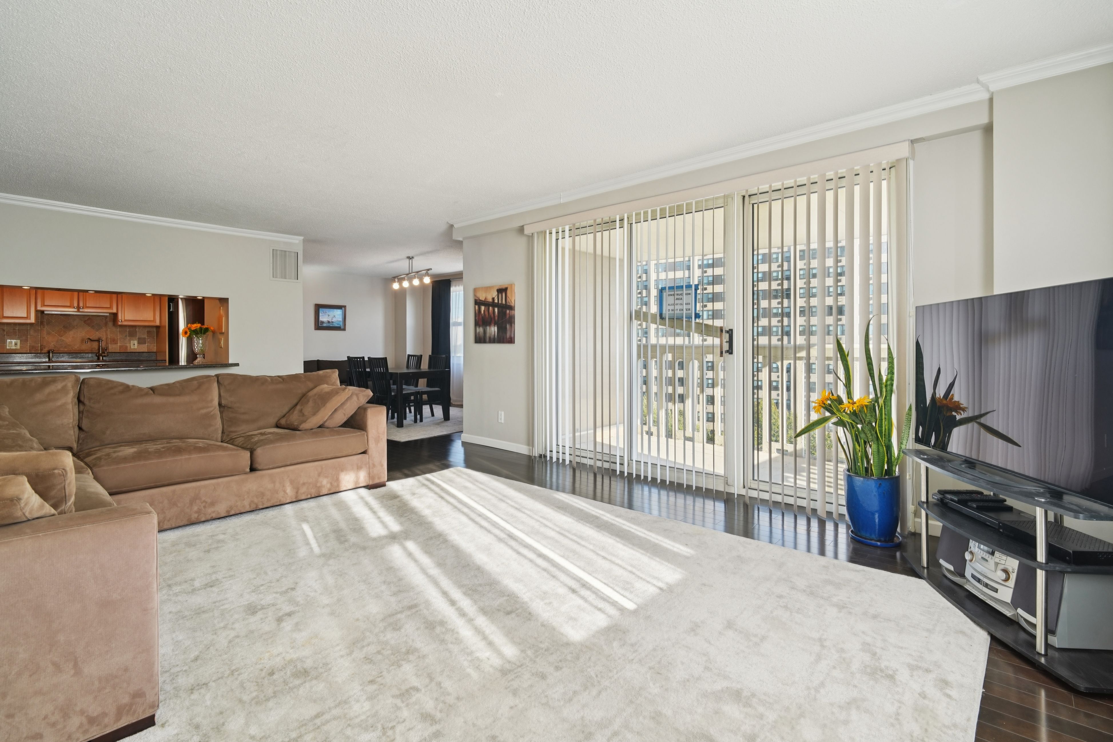 555 North Avenue #6F 