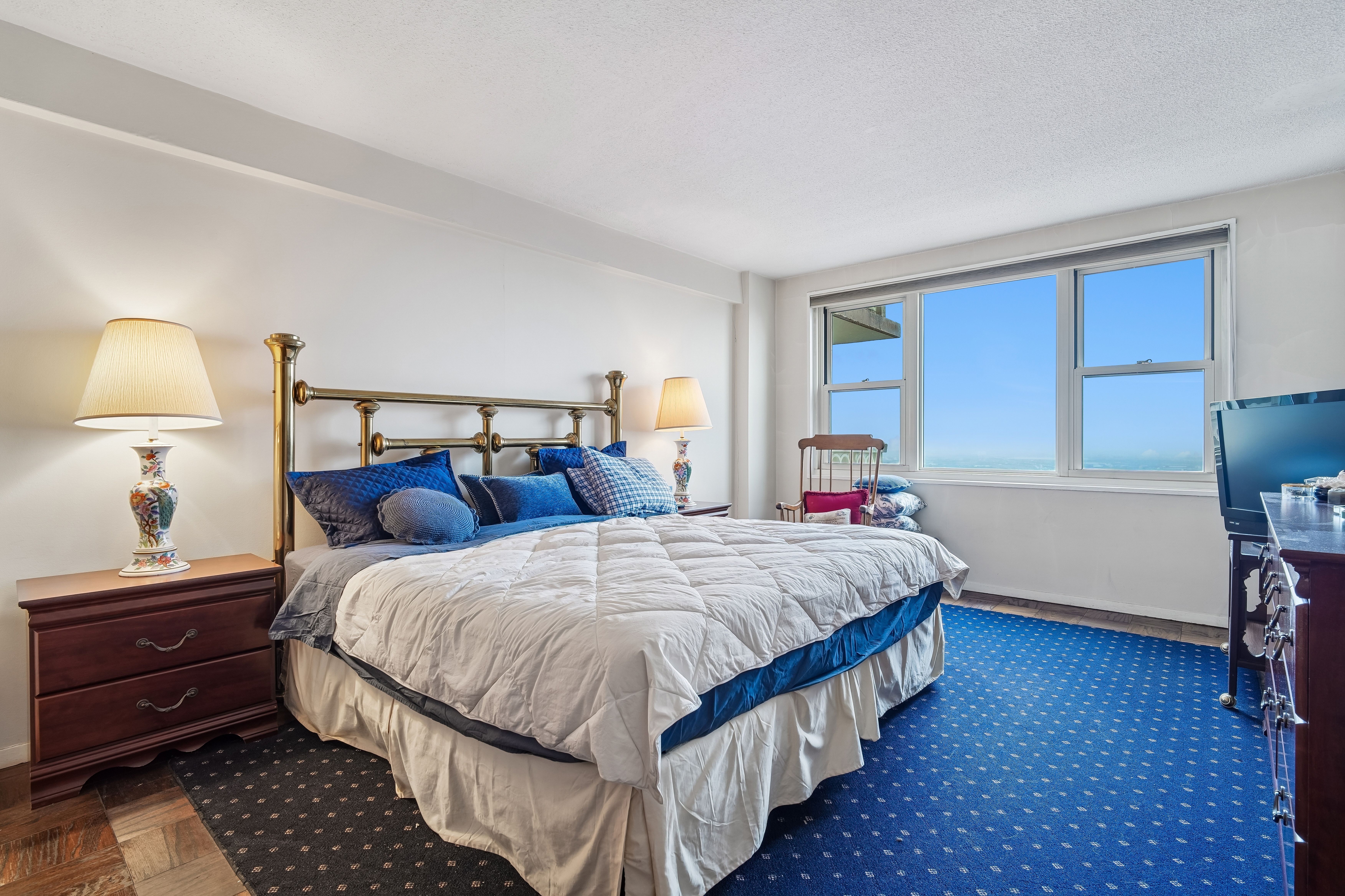 555 North Avenue #21M 