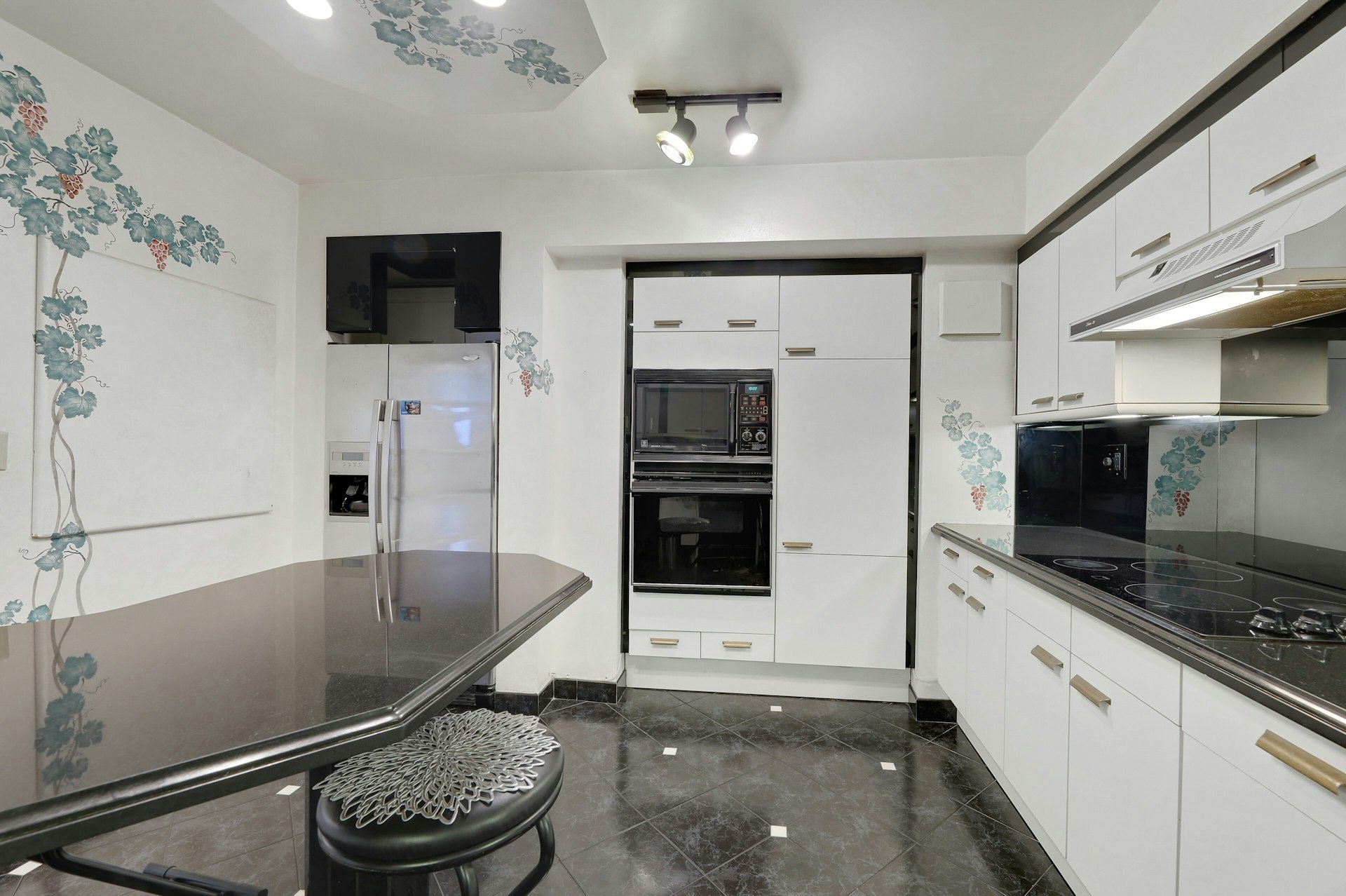 1512 Palisade Avenue Unit# 12G