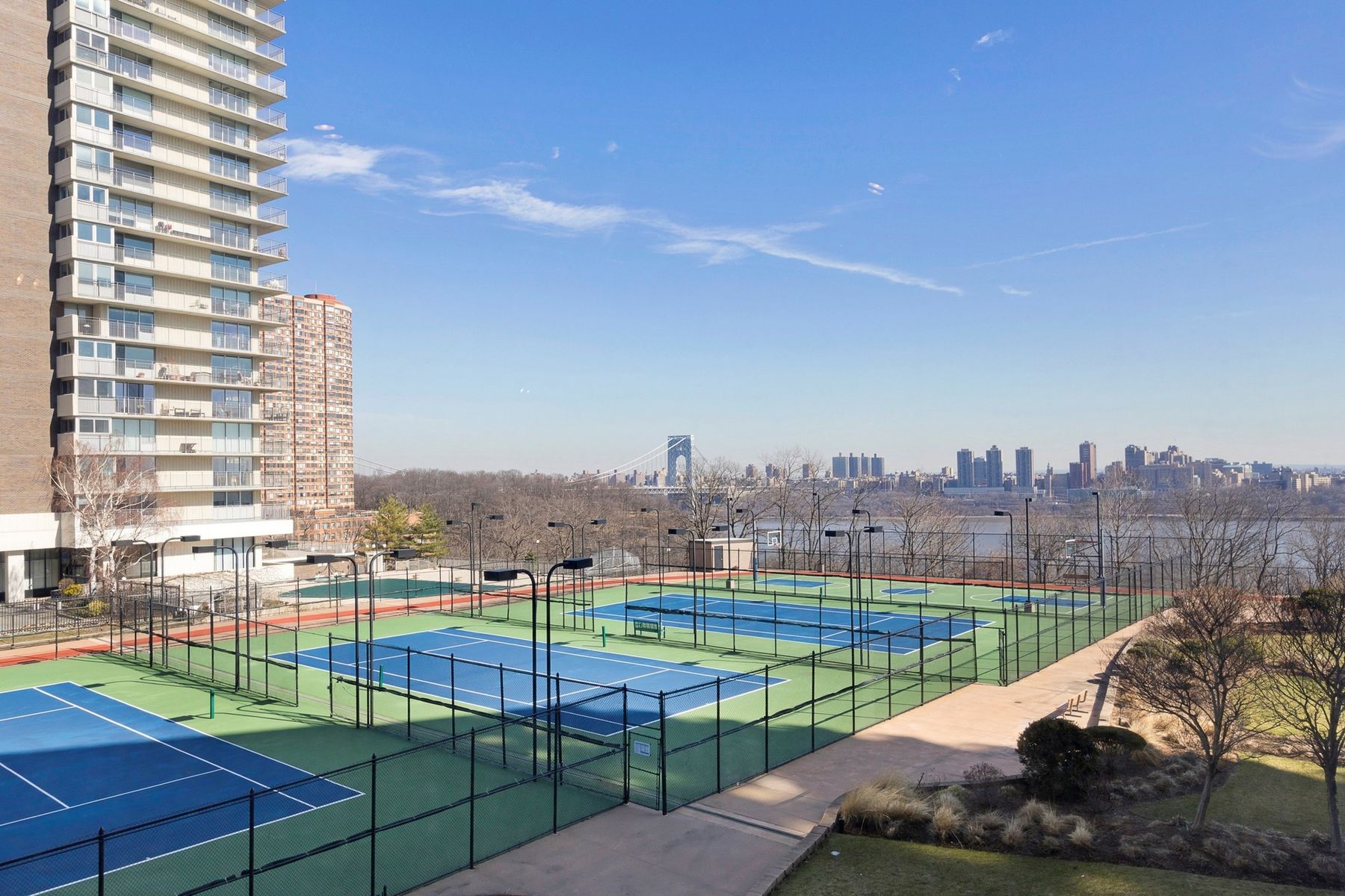 1512 Palisade Avenue Unit# 12G