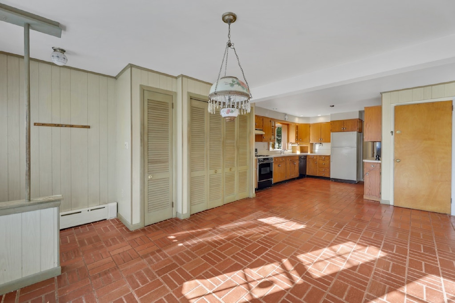 319 Walthery Avenue 