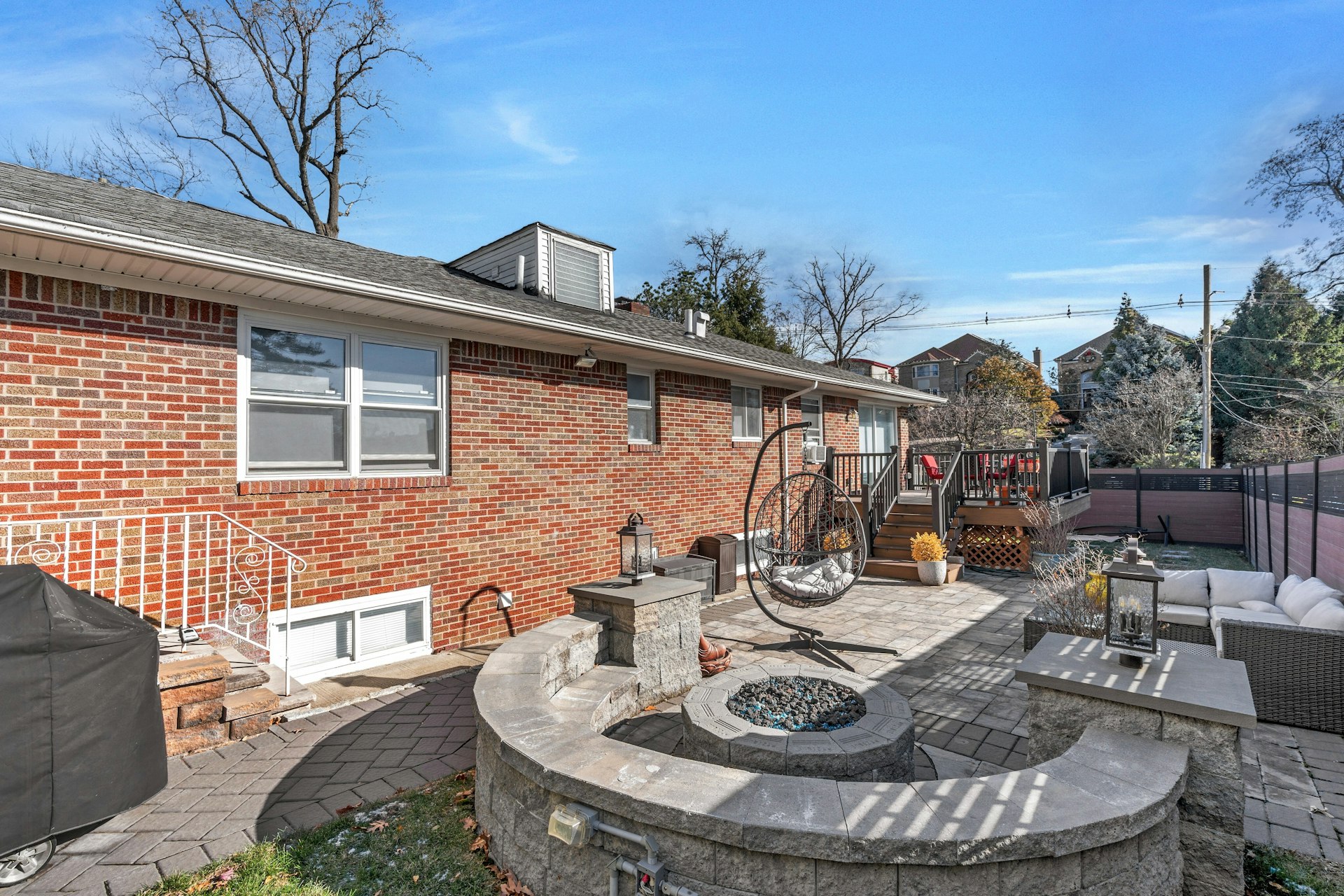 60 Edgewater Road 