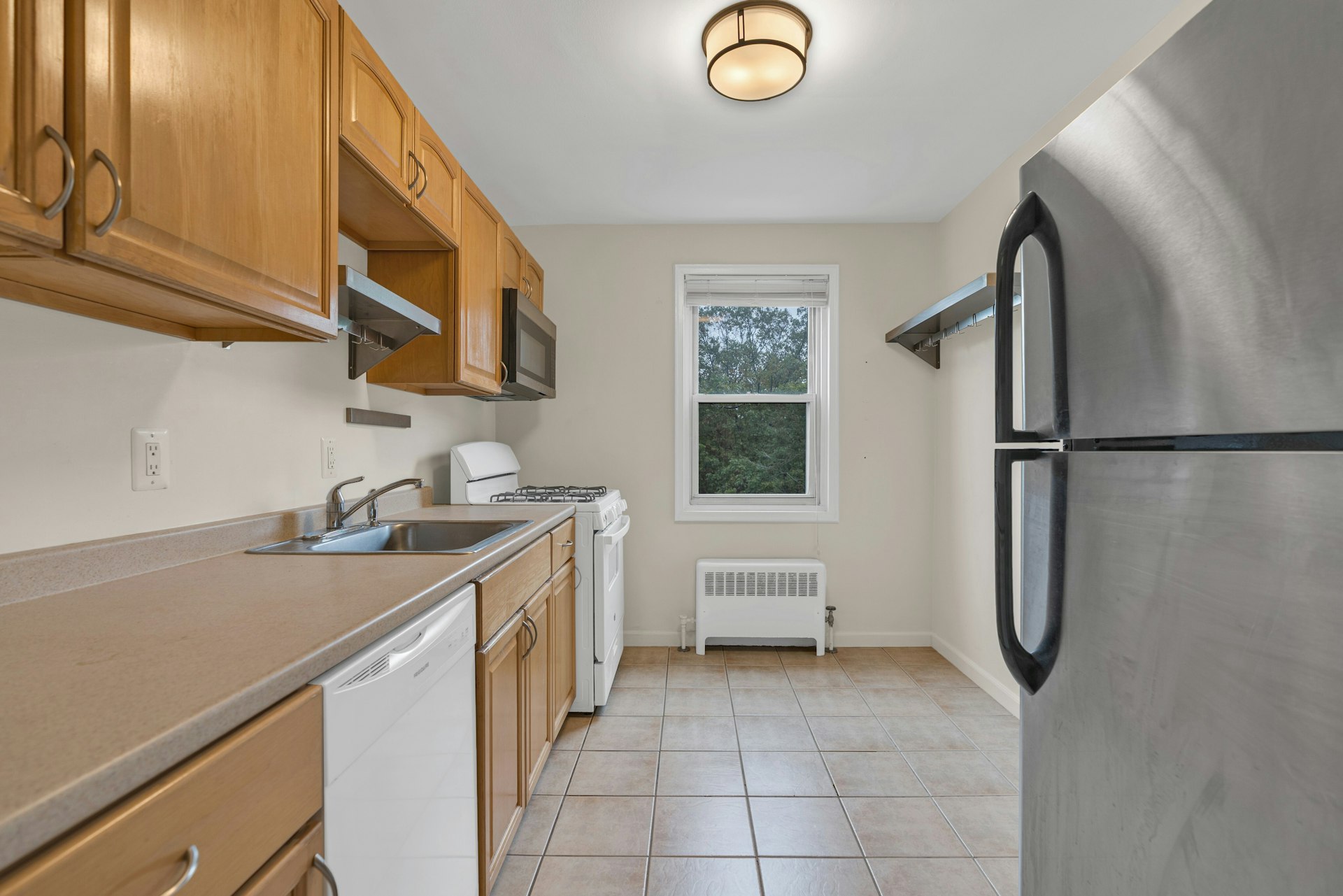 2350 Linwood Avenue #5C 