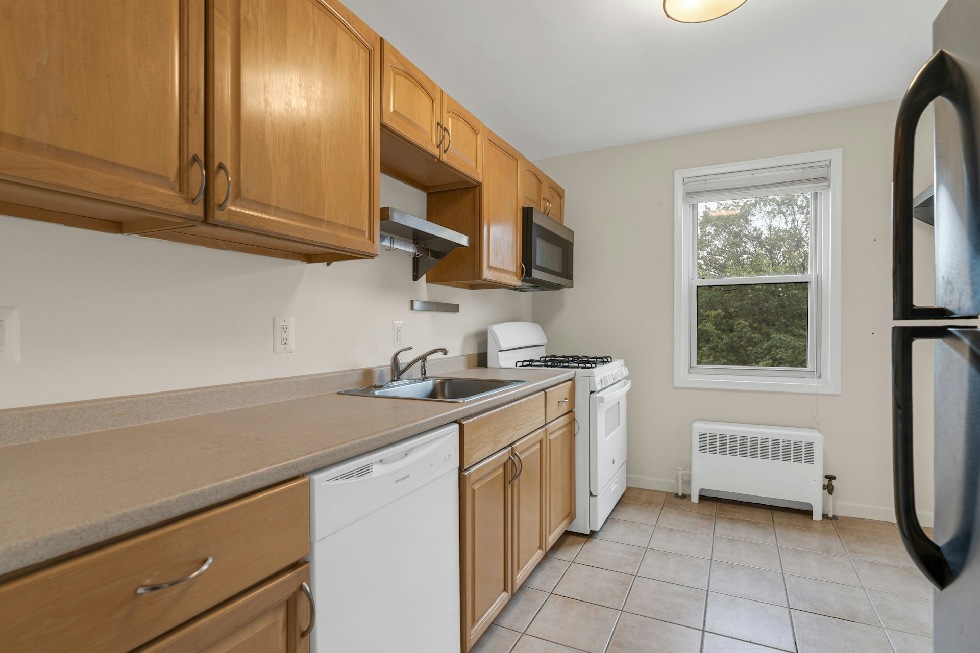 2350 Linwood Avenue #5C 