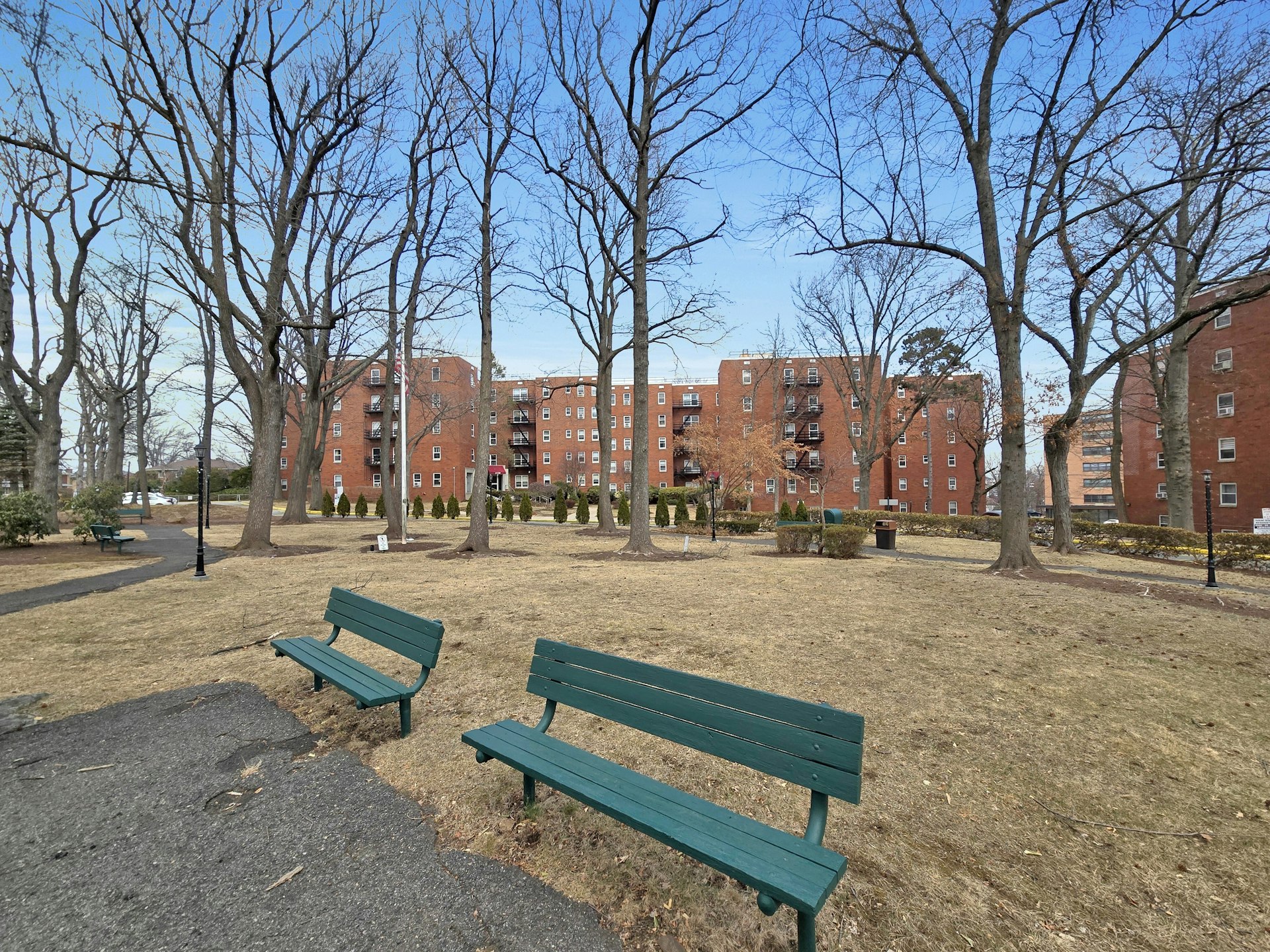 2350 Linwood Avenue #5C 