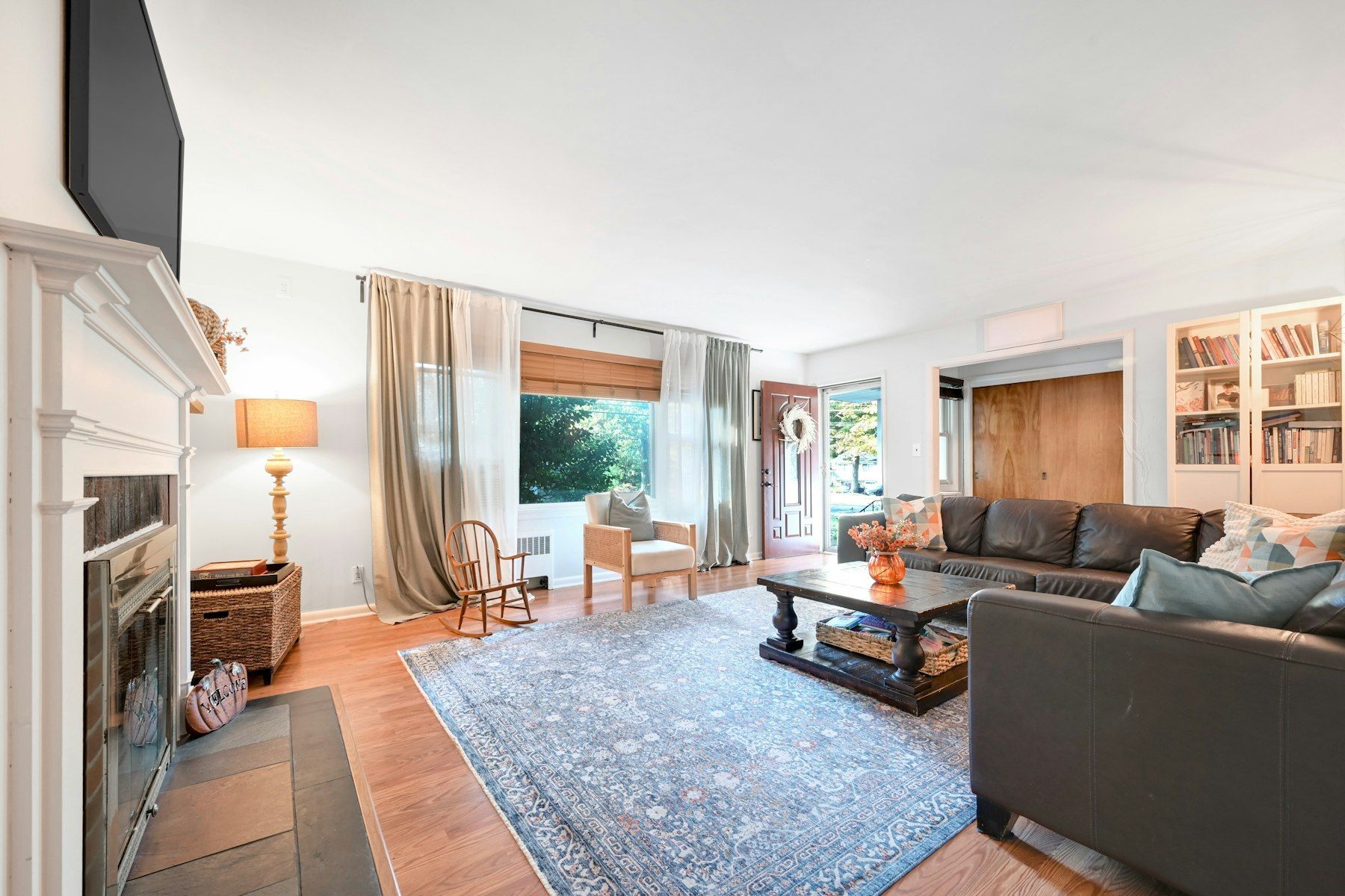 211 Airmount Rd 