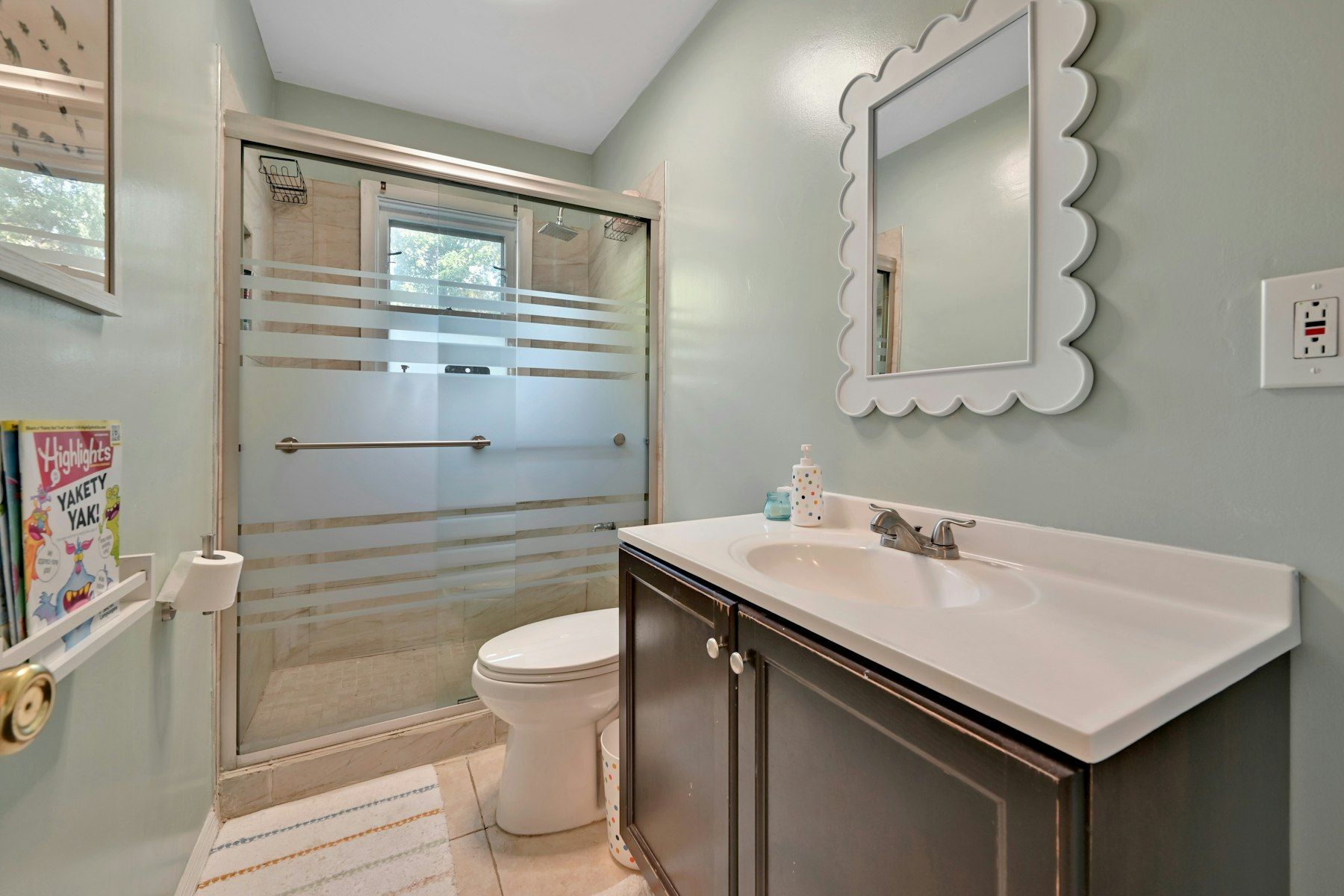211 Airmount Rd 