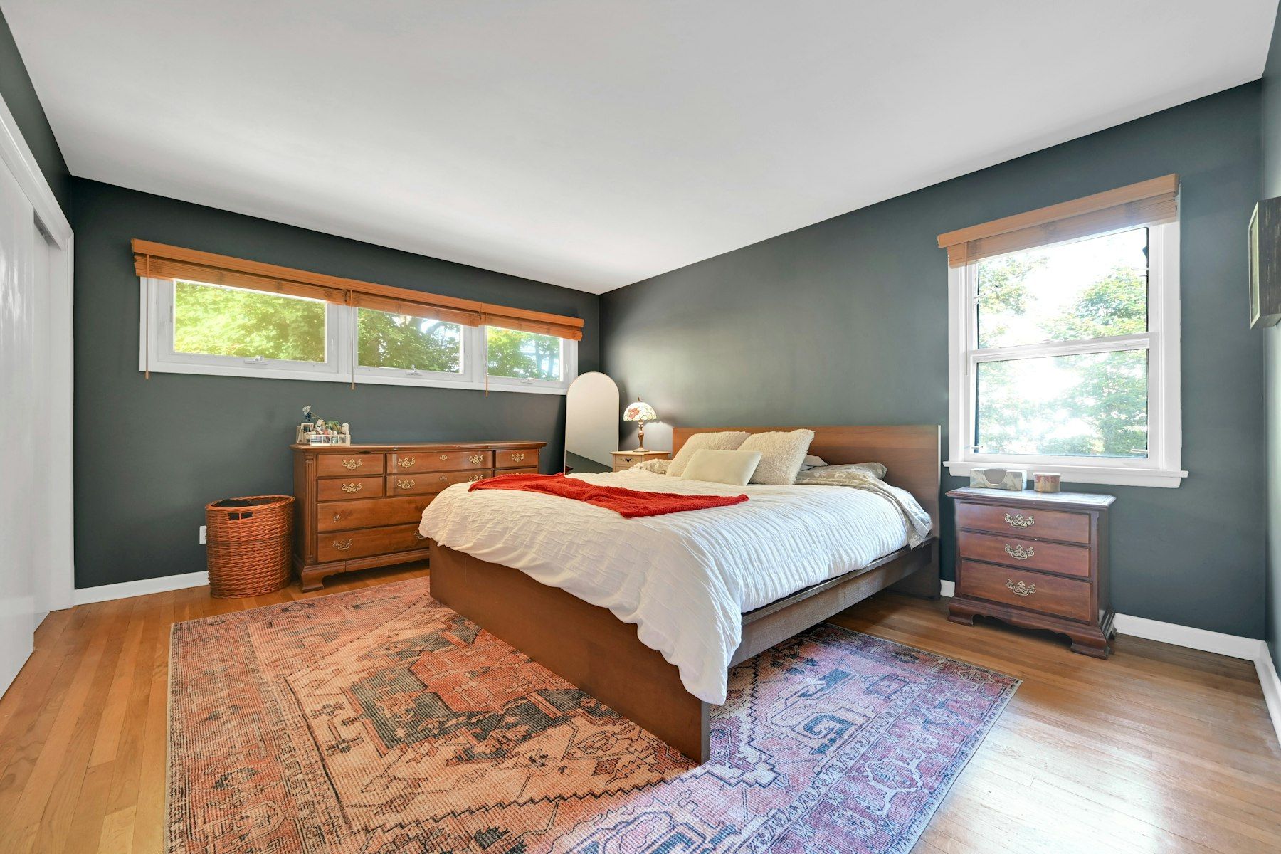 211 Airmount Rd 
