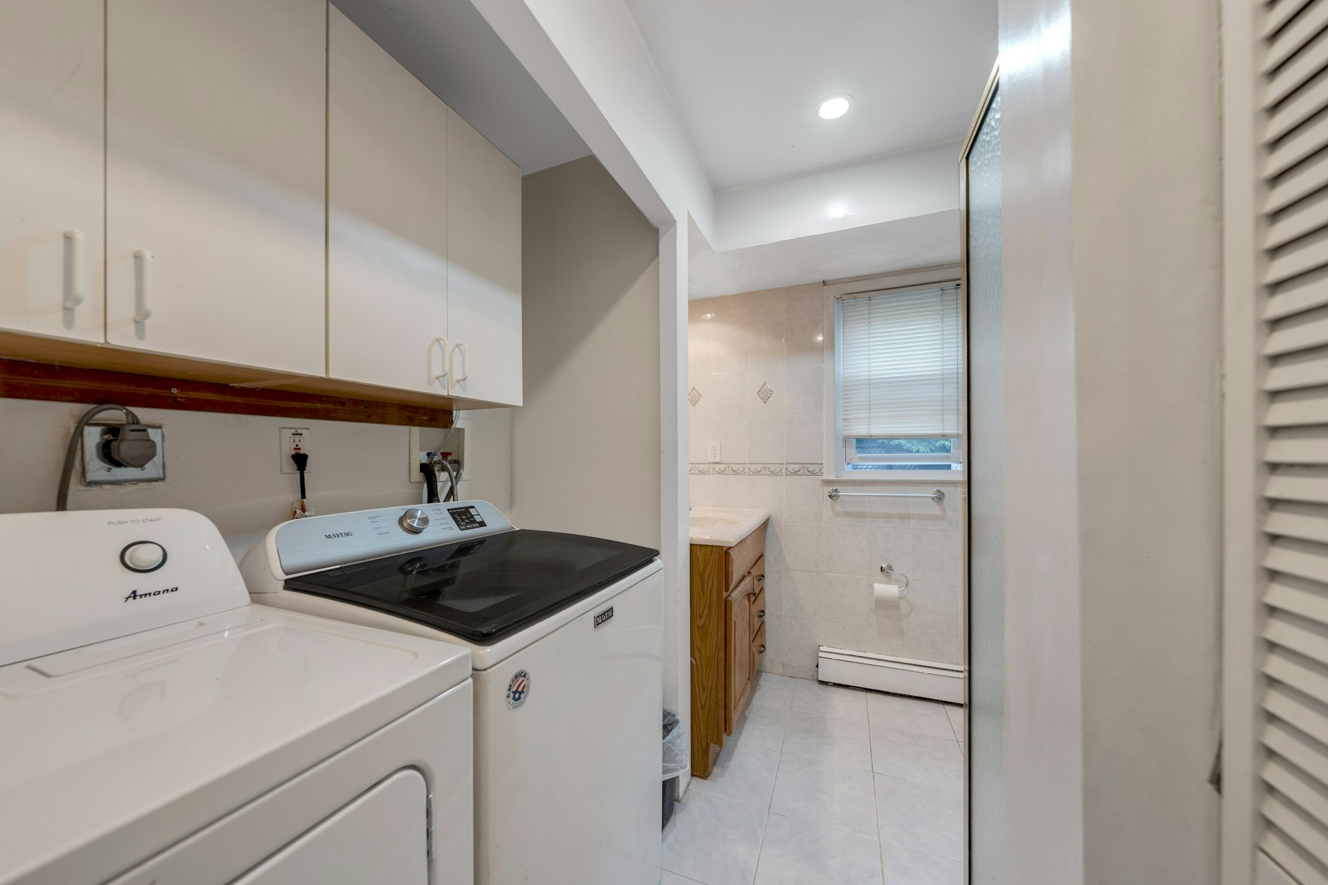 106 Hillside Ave 