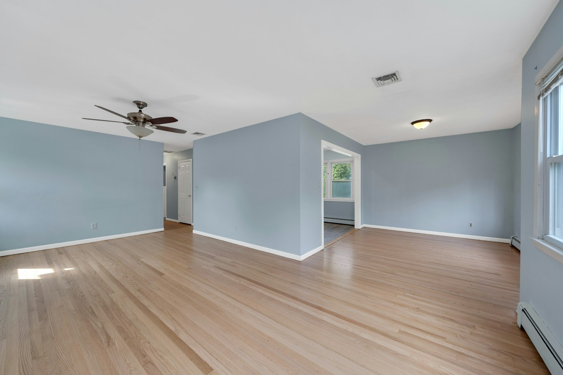 106 Hillside Ave 