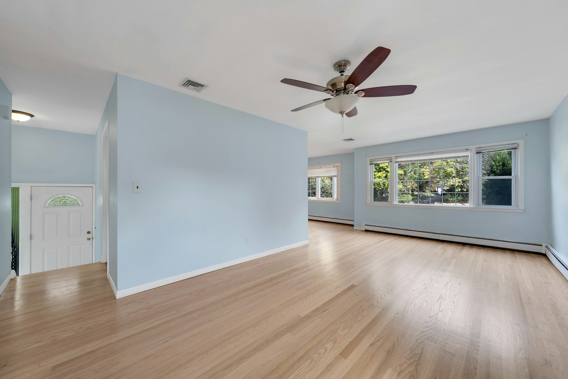 106 Hillside Ave 