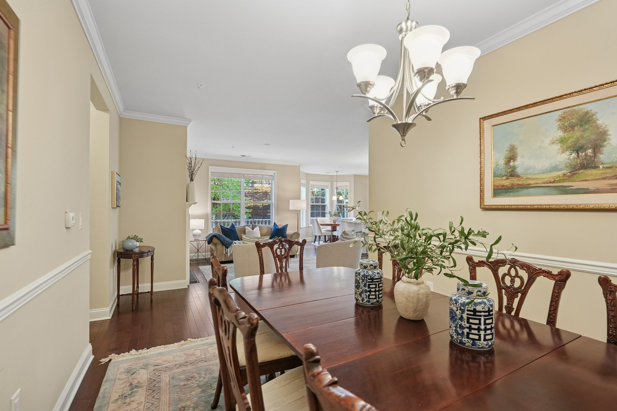 6 Pebble Road 