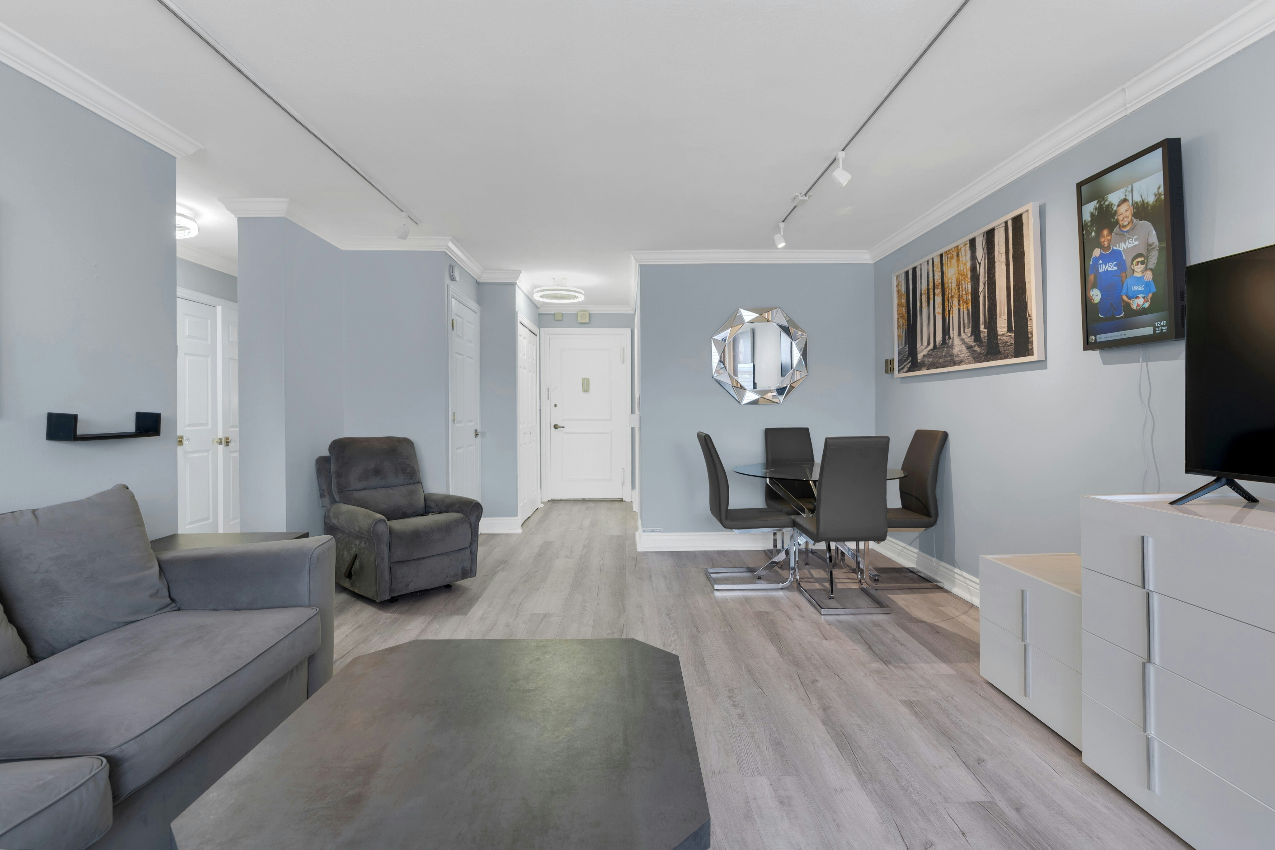 2000 Linwood Avenue #4P 