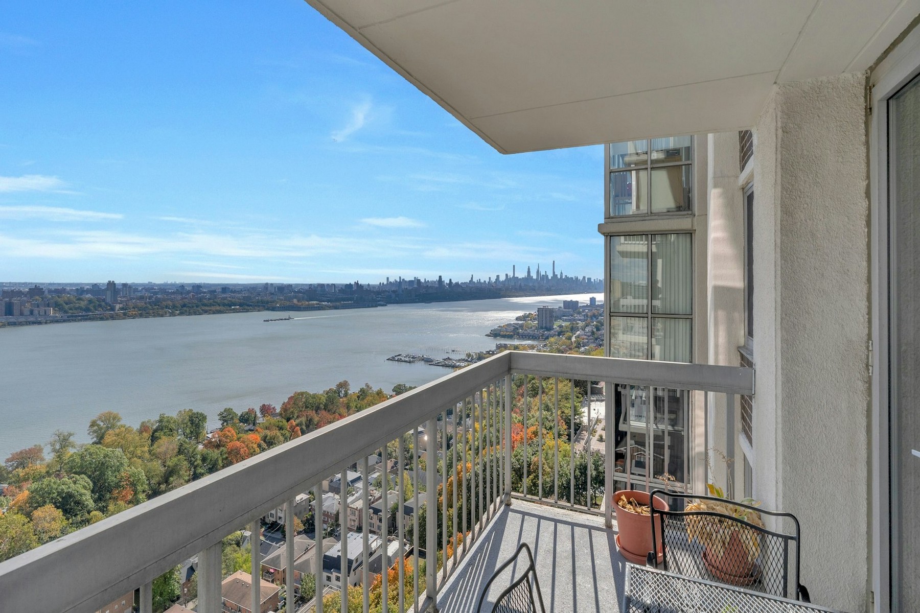 1600 Parker Avenue #16D 