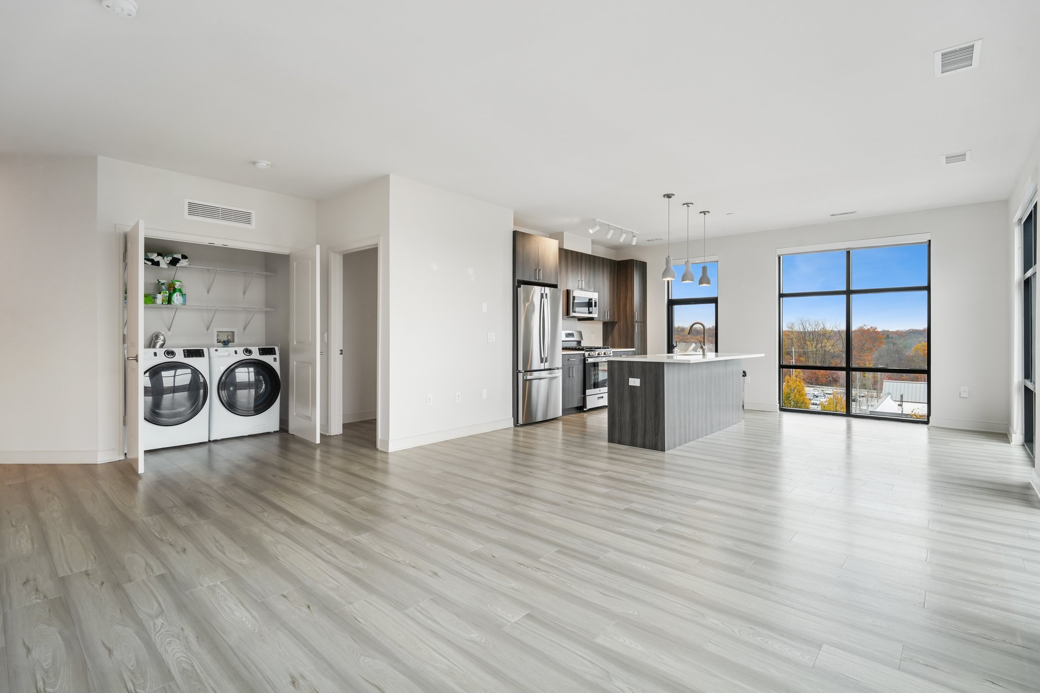 300 Market Unit# 422