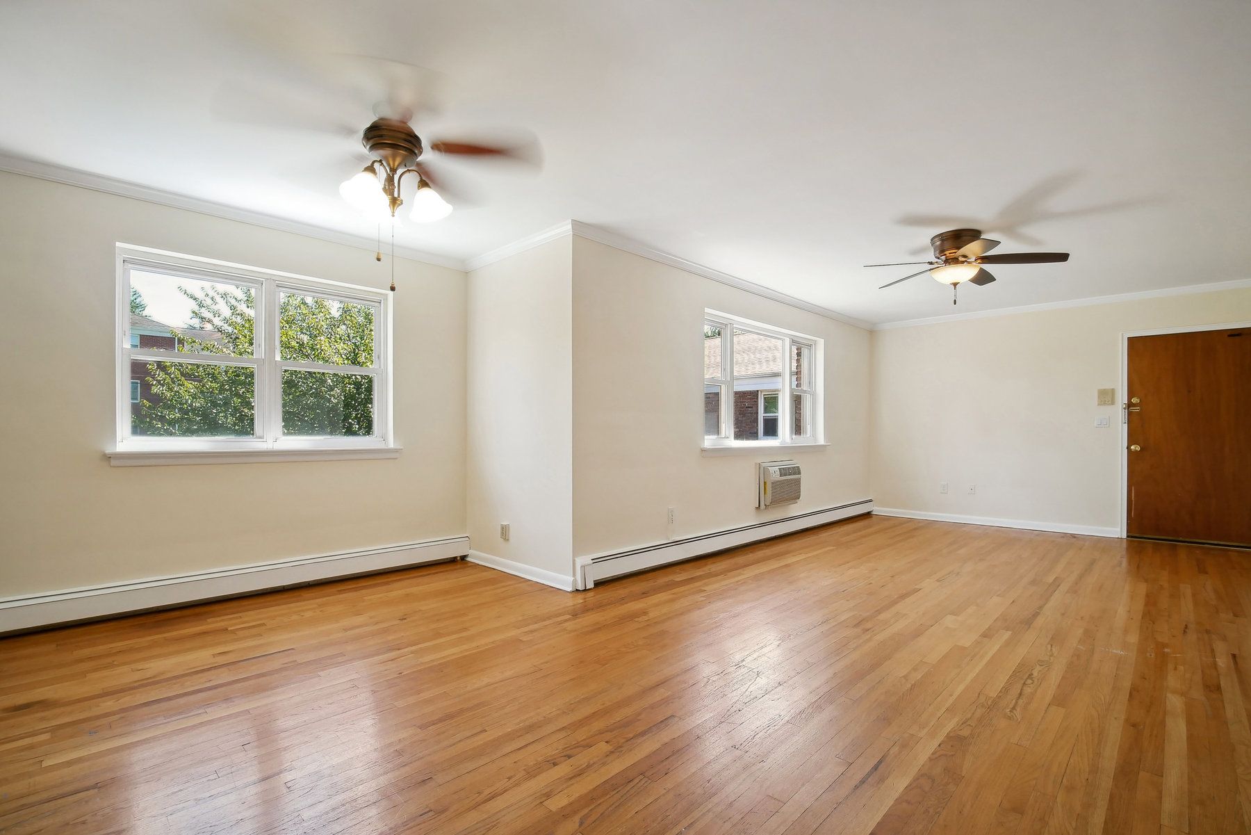 300 Claremont Avenue, C6 