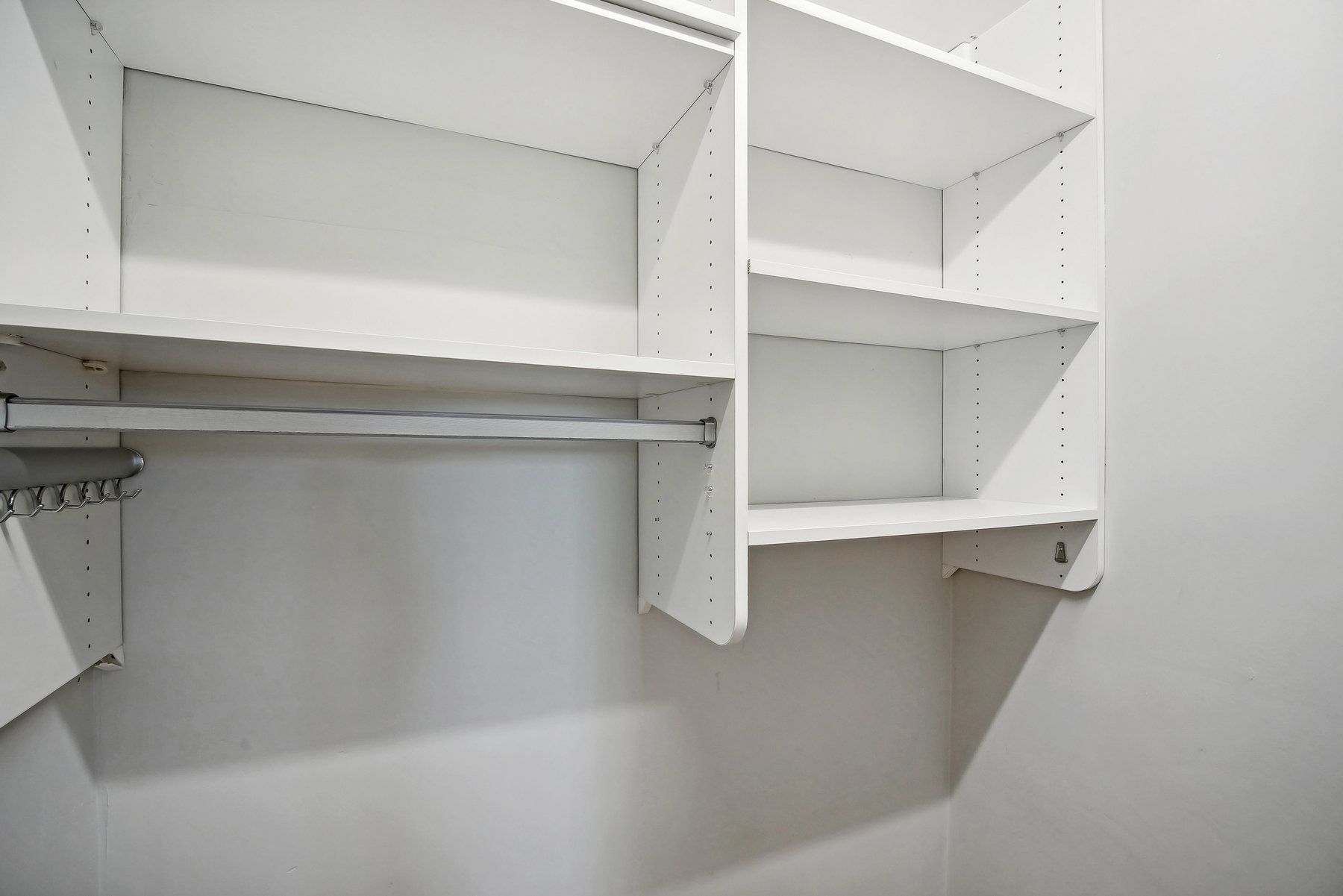 300 Claremont Avenue, C6 