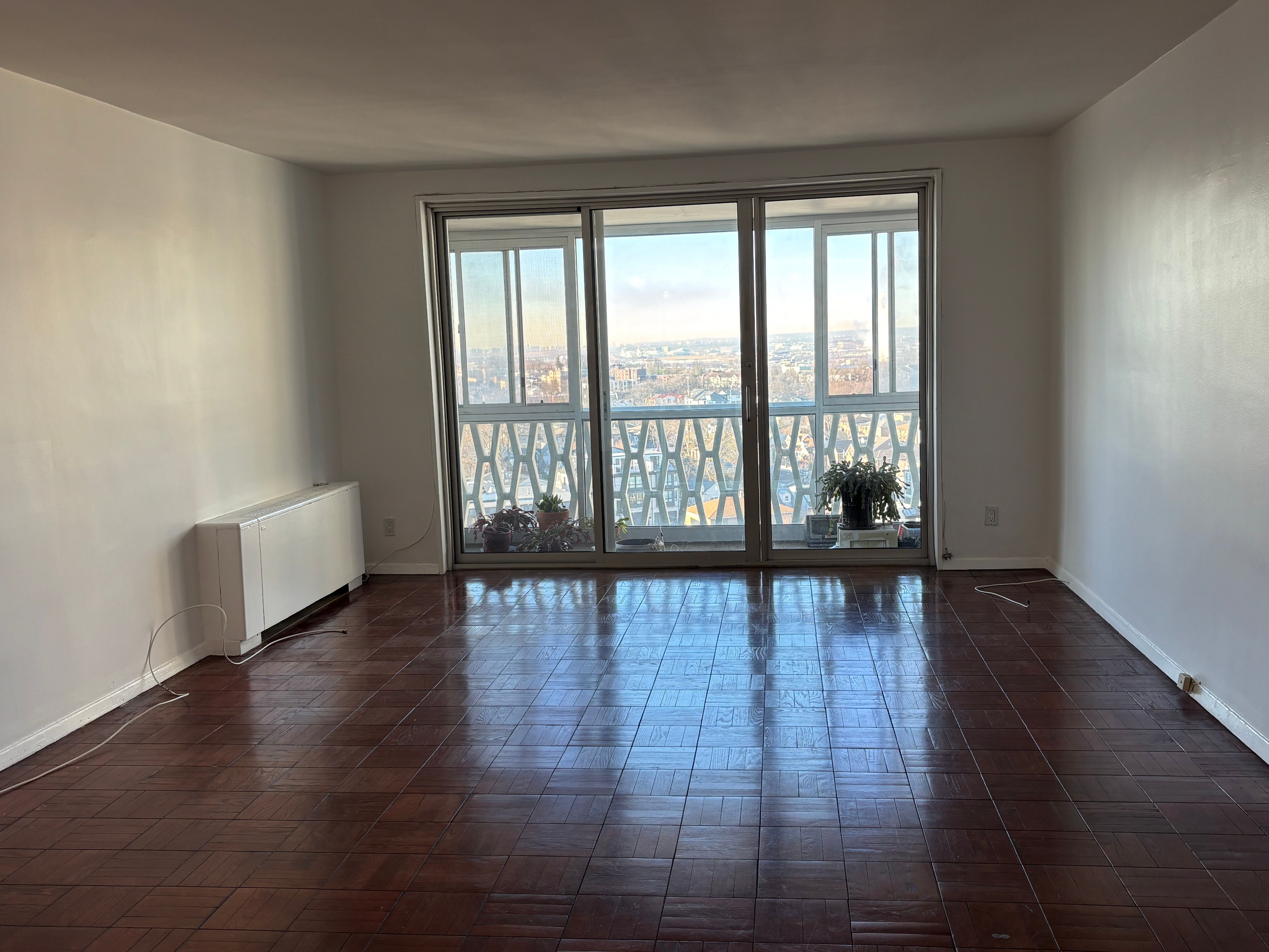 2000 Linwood Unit# 14Y