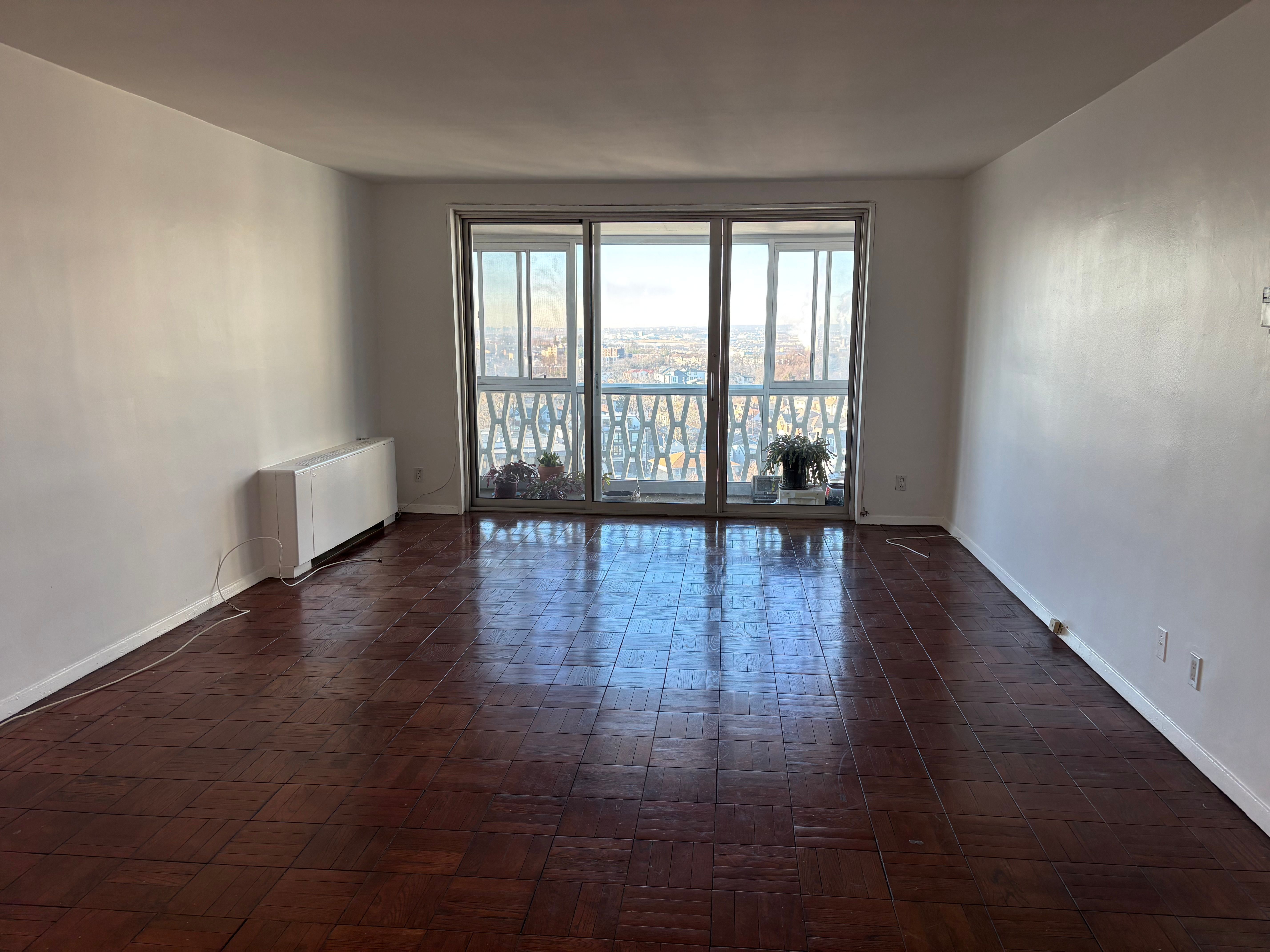 2000 Linwood Unit# 14Y