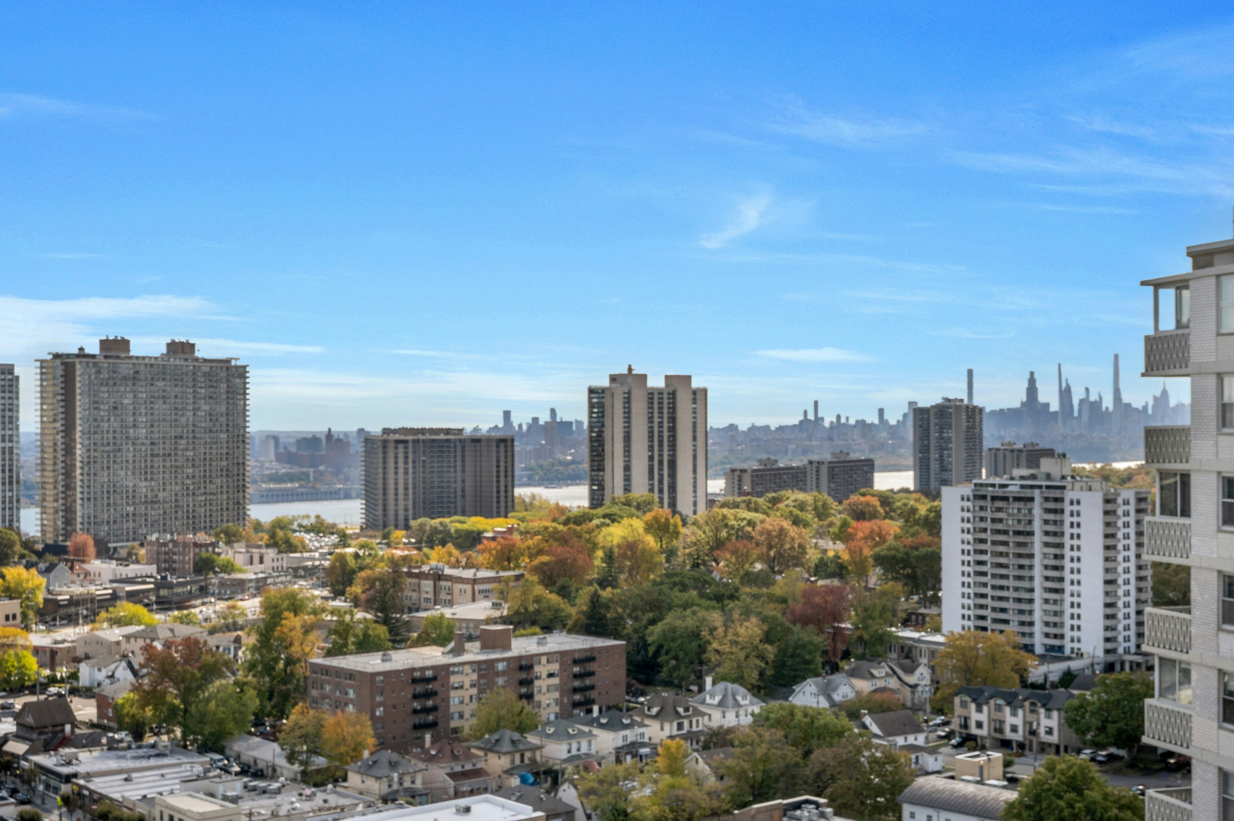 2000 Linwood Avenue #22R 