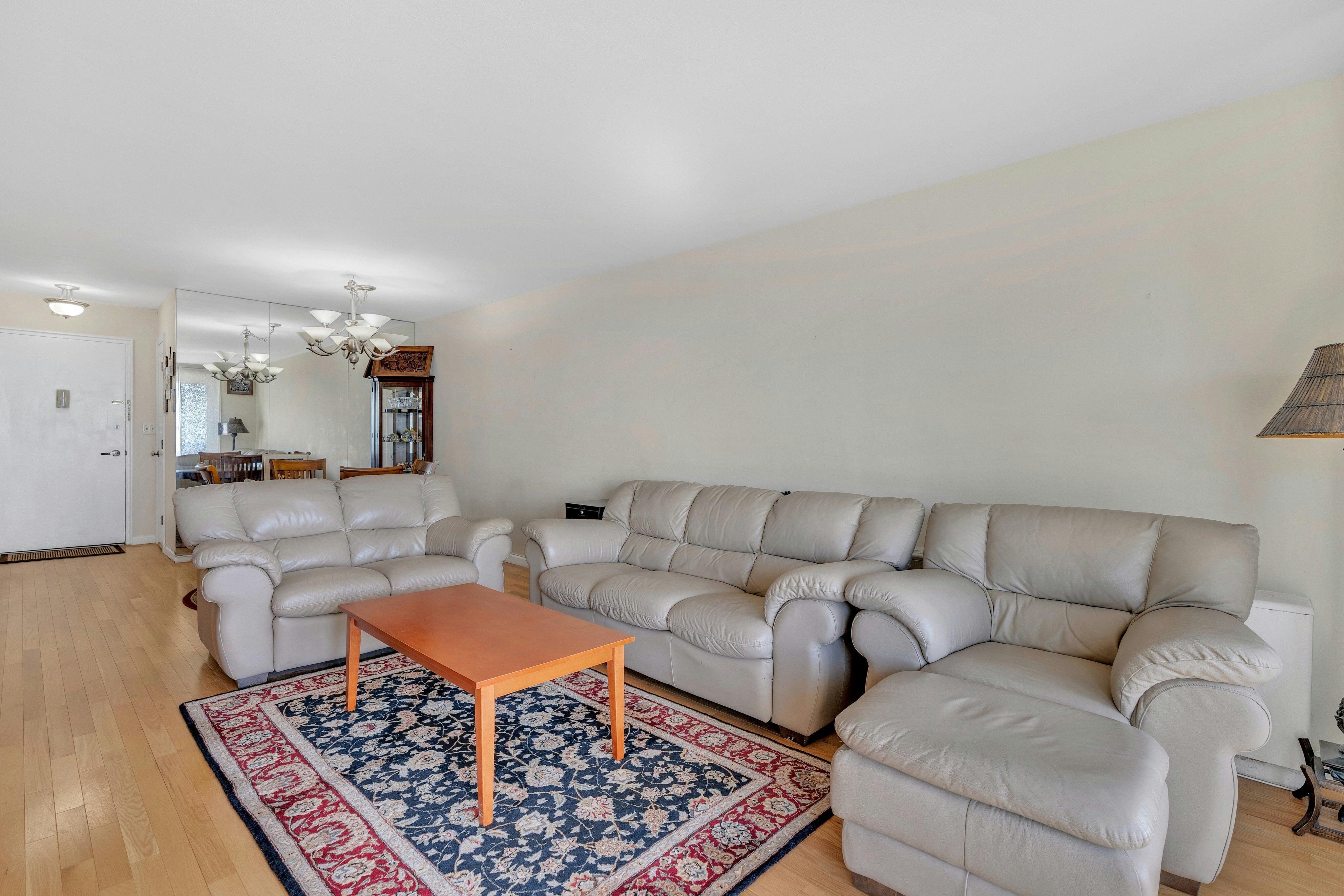 2000 Linwood Avenue #22R 