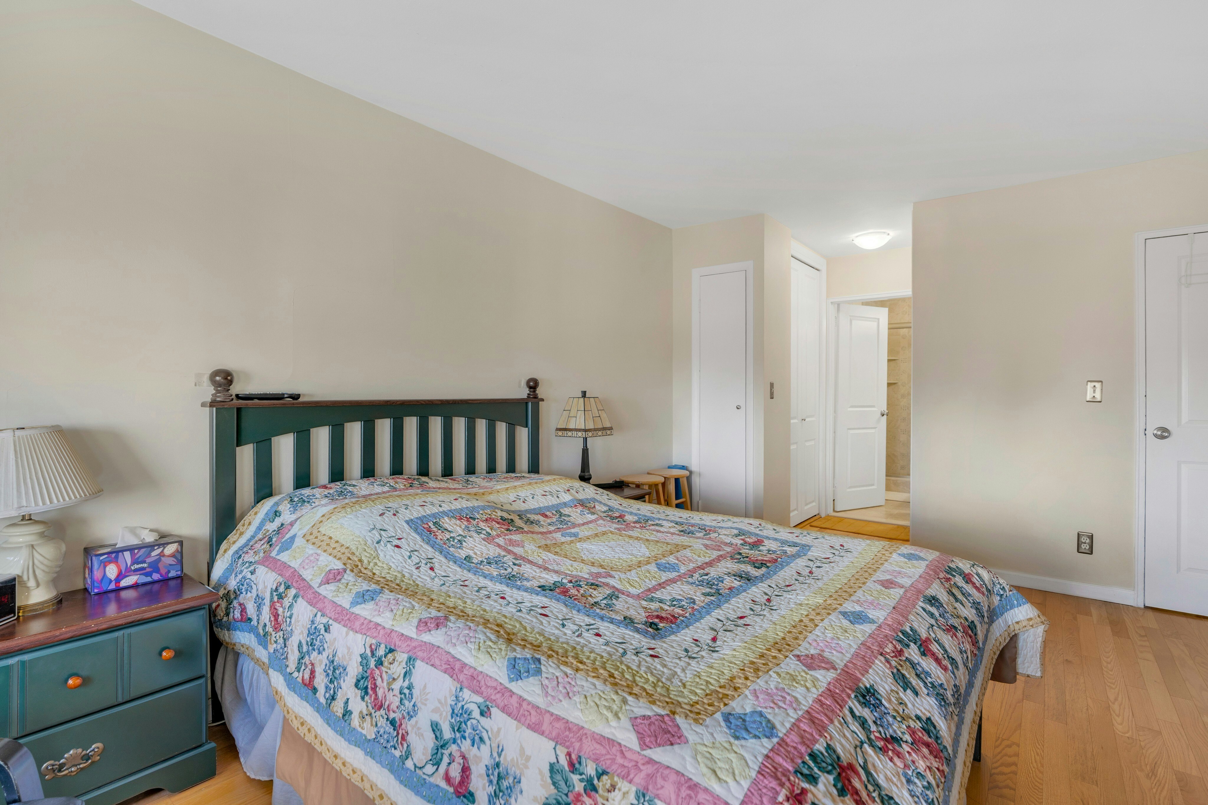 2000 Linwood Avenue #22R 