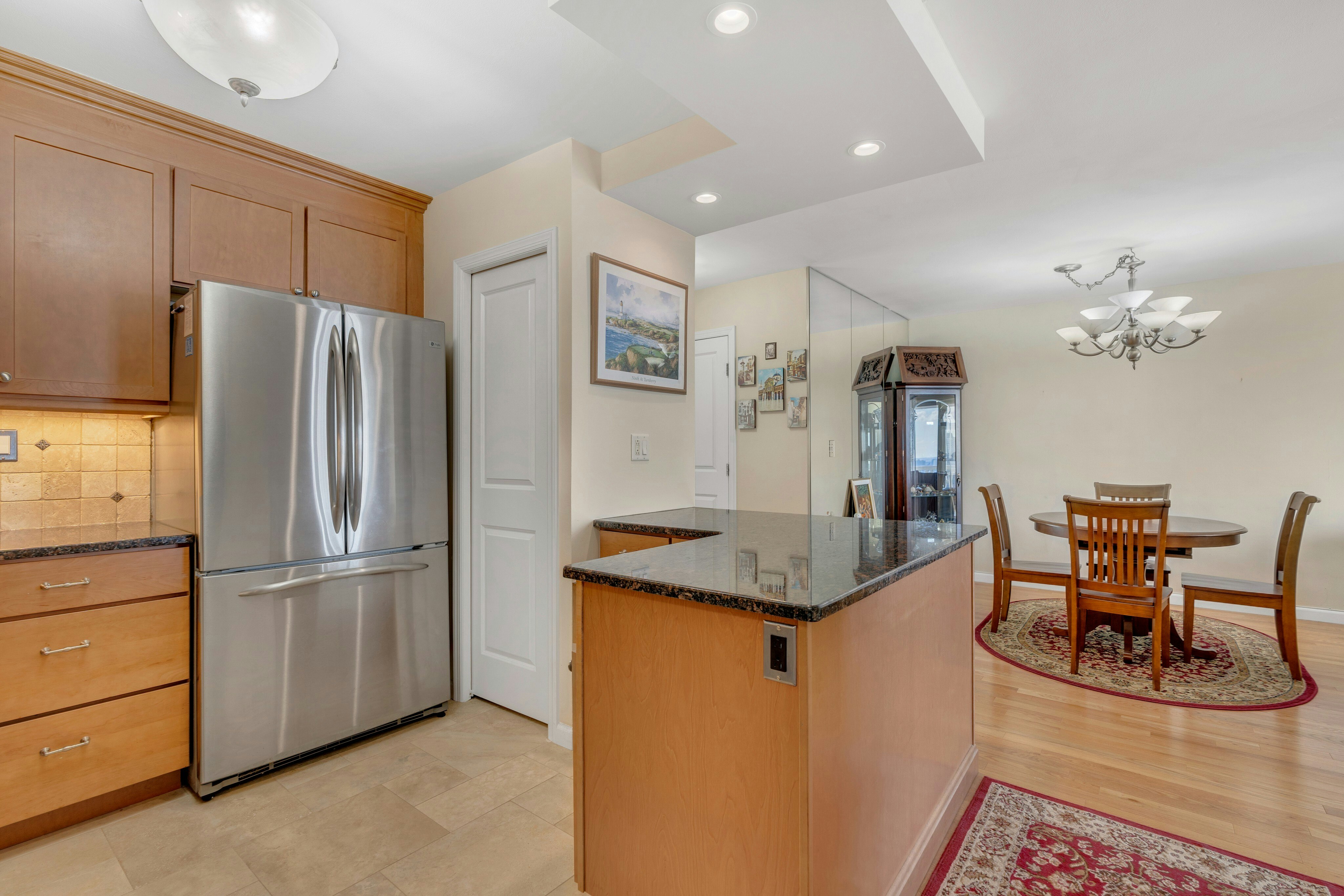 2000 Linwood Avenue #22R 