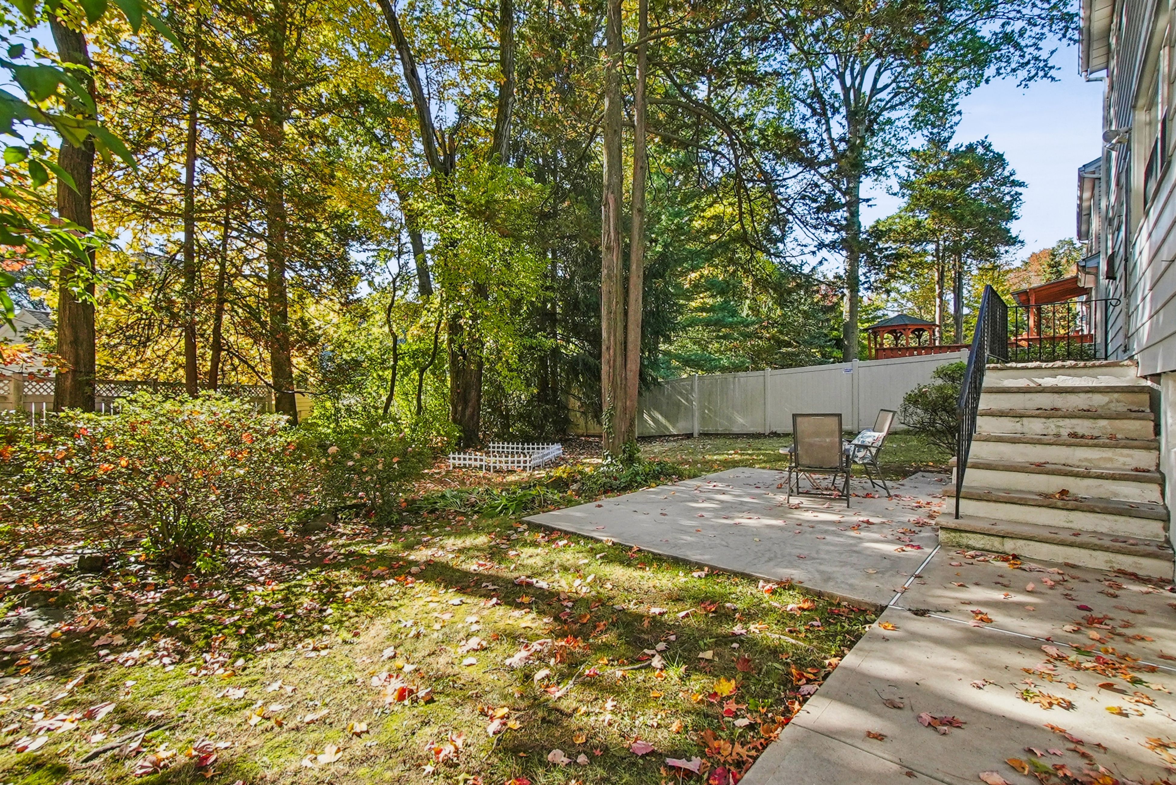 371 West Passaic Avenue 