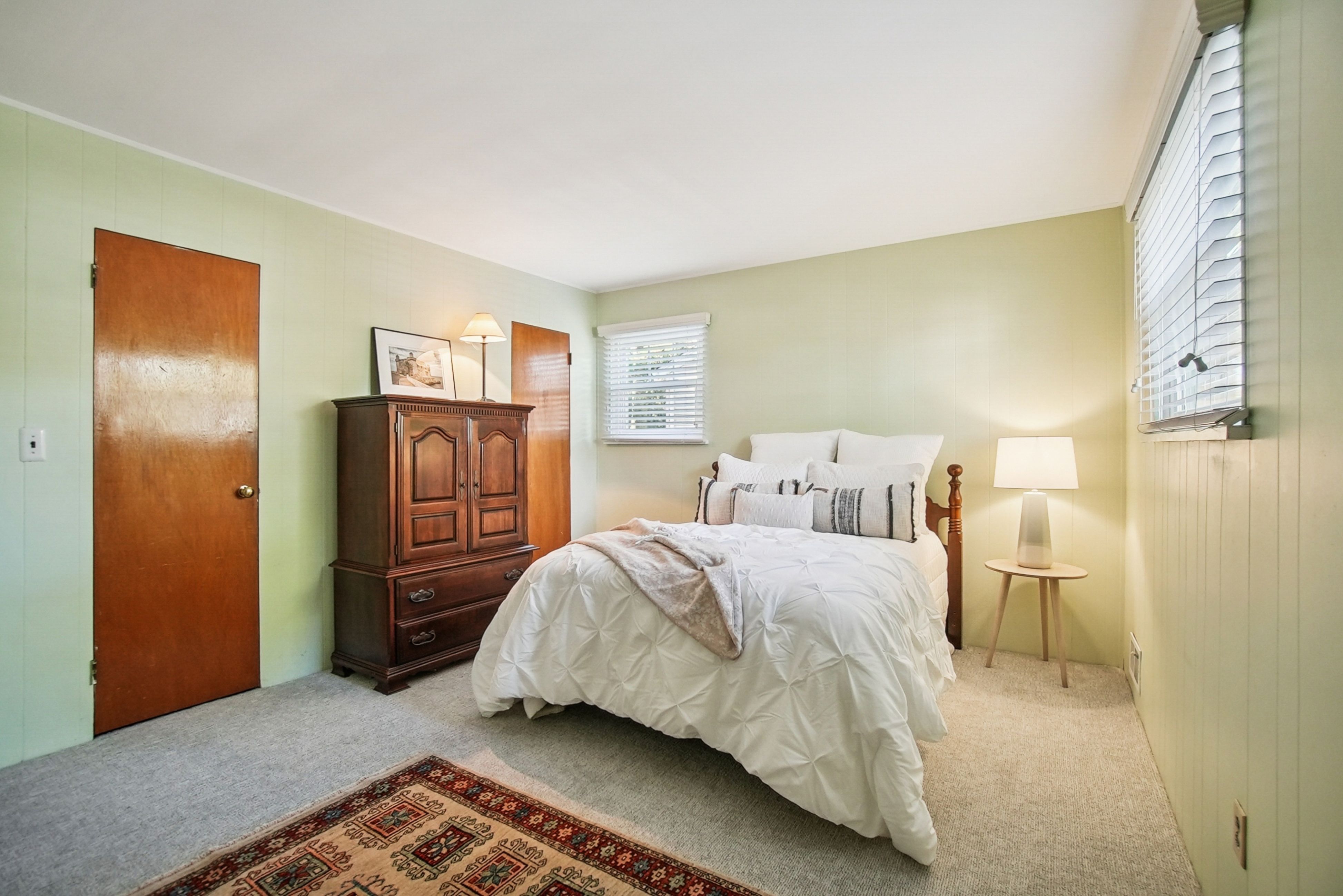 371 West Passaic Avenue 