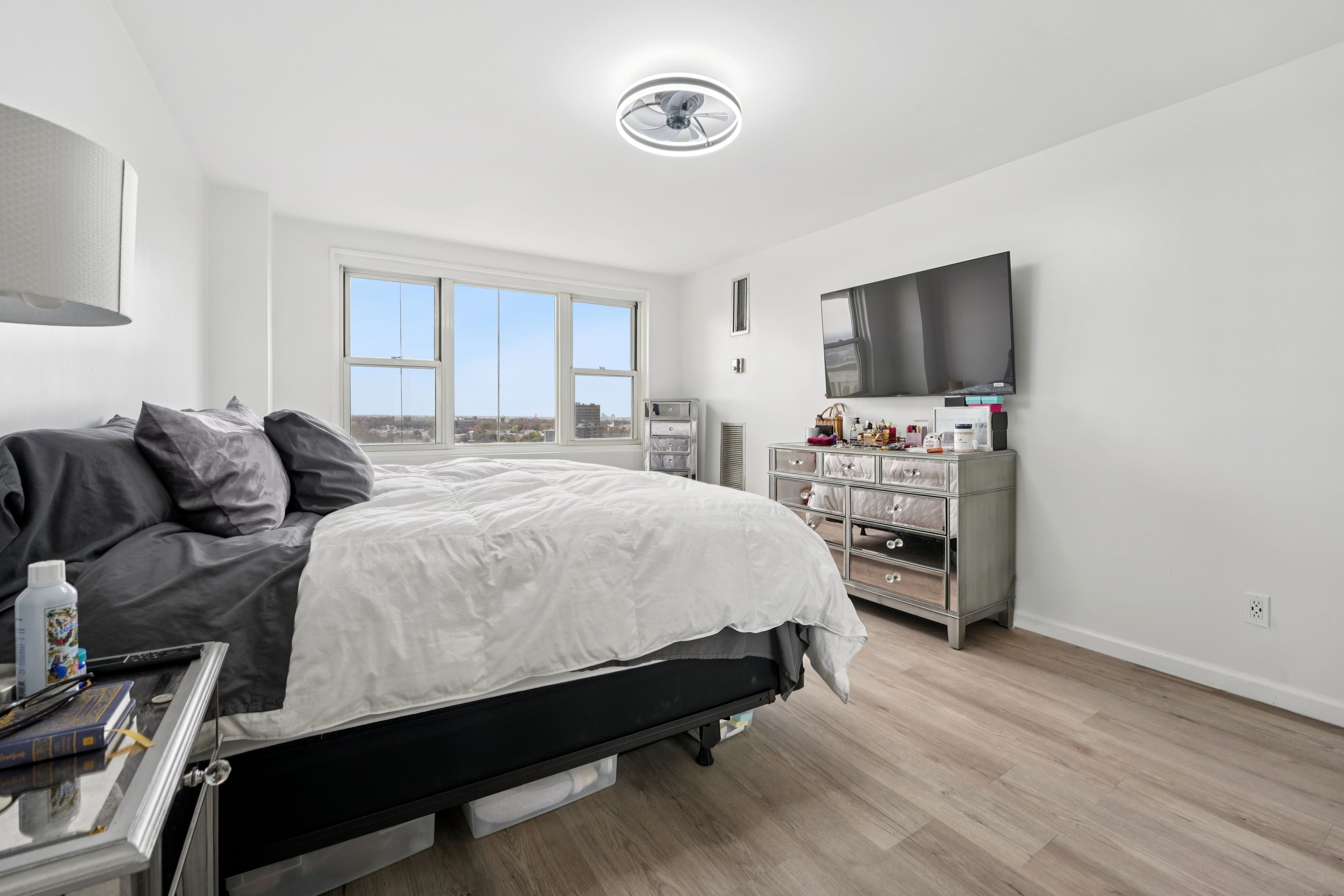 555 North Avenue #22D 