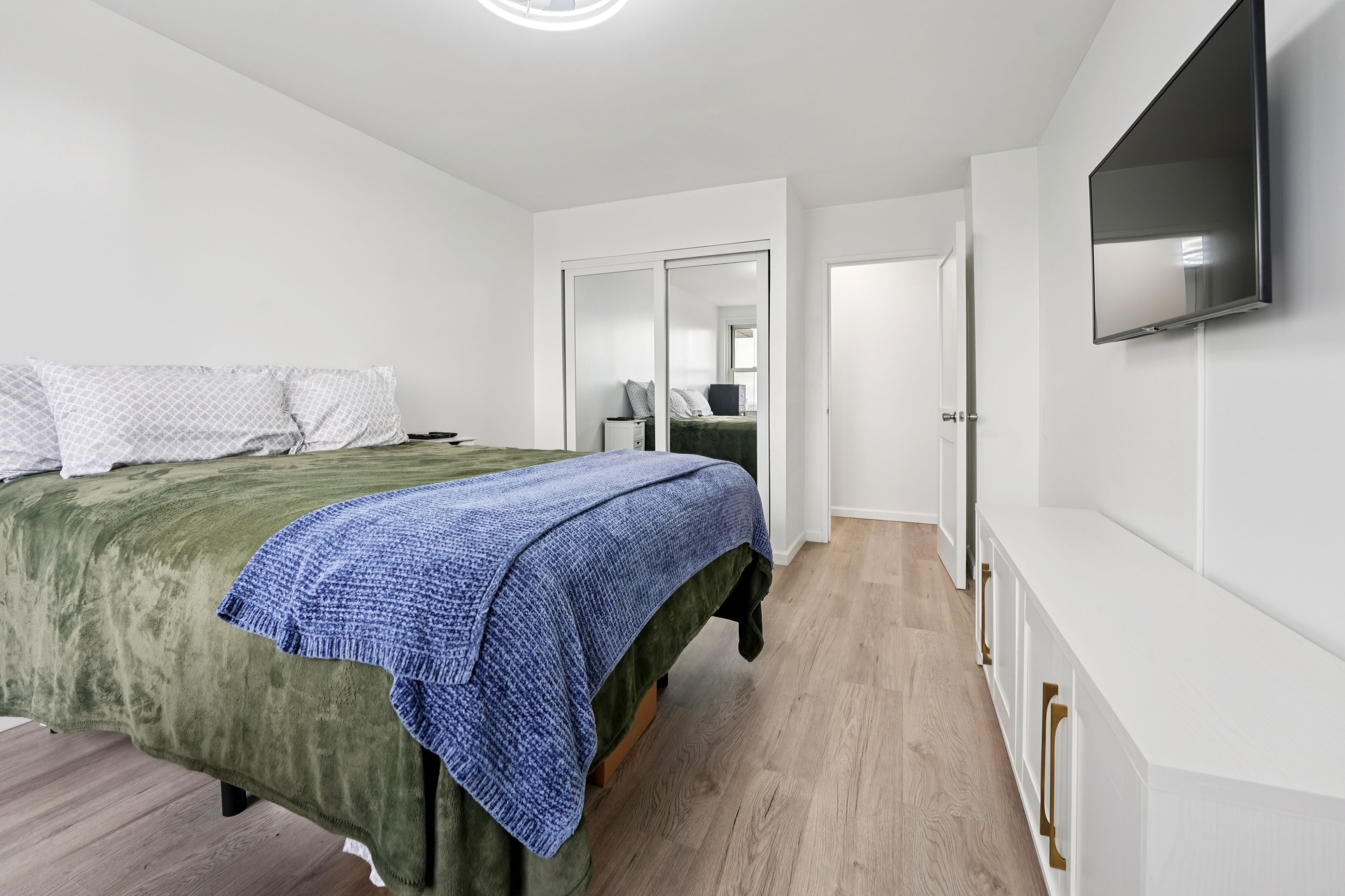 555 North Avenue #22D 