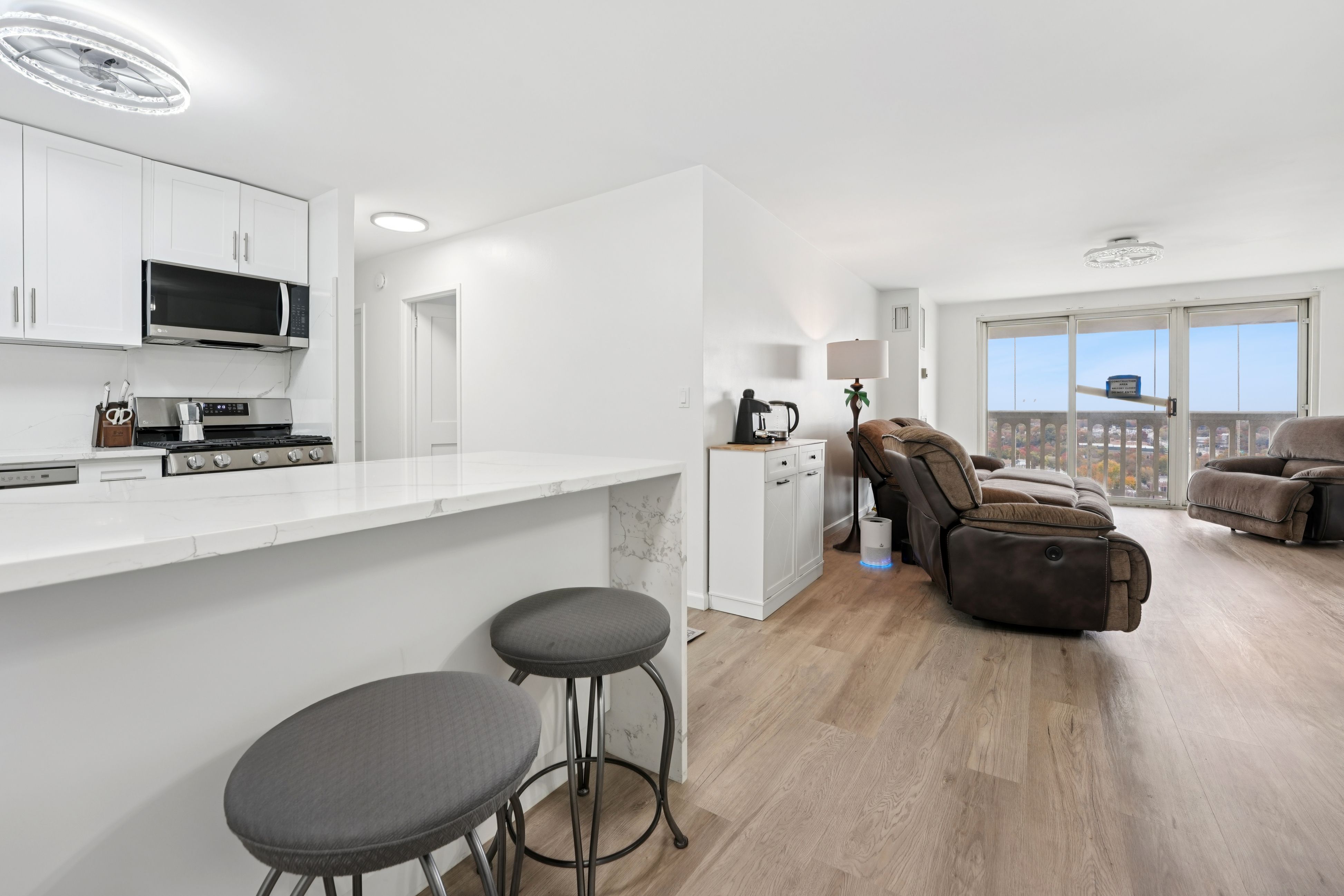 555 North Avenue #22D 