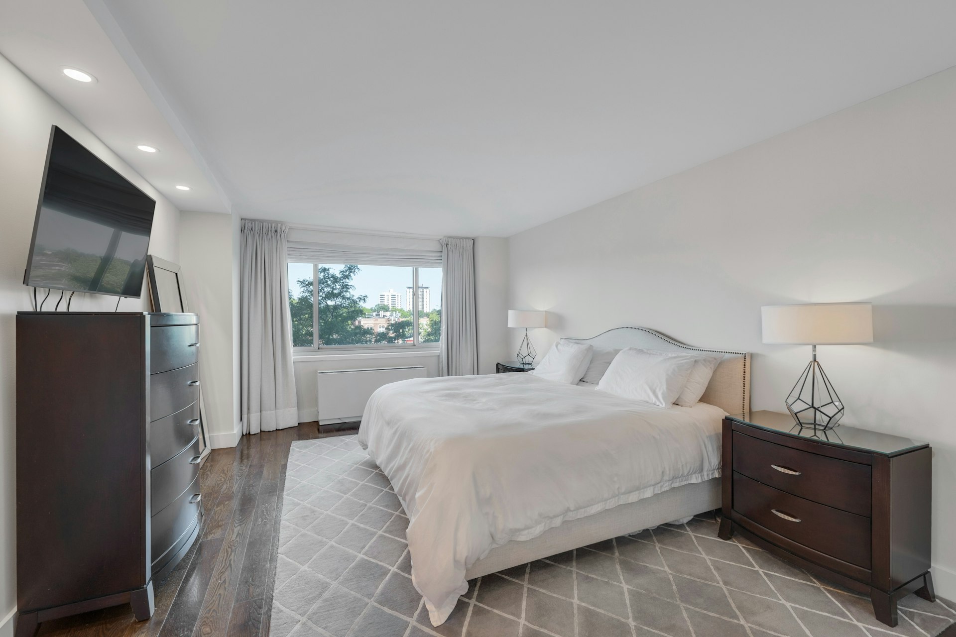 1600 Parker Avenue Unit# 5H