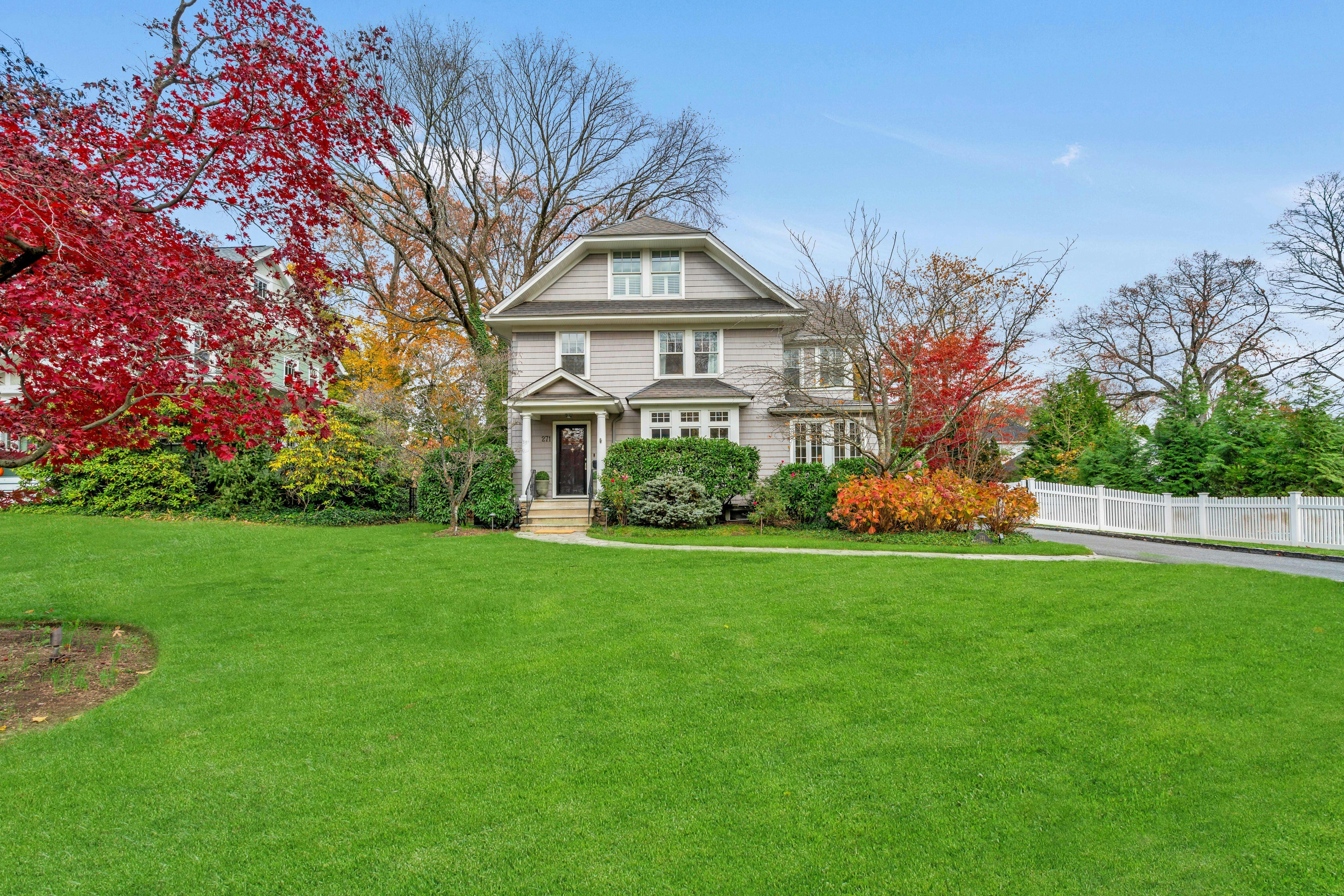 271 Orchard Place 