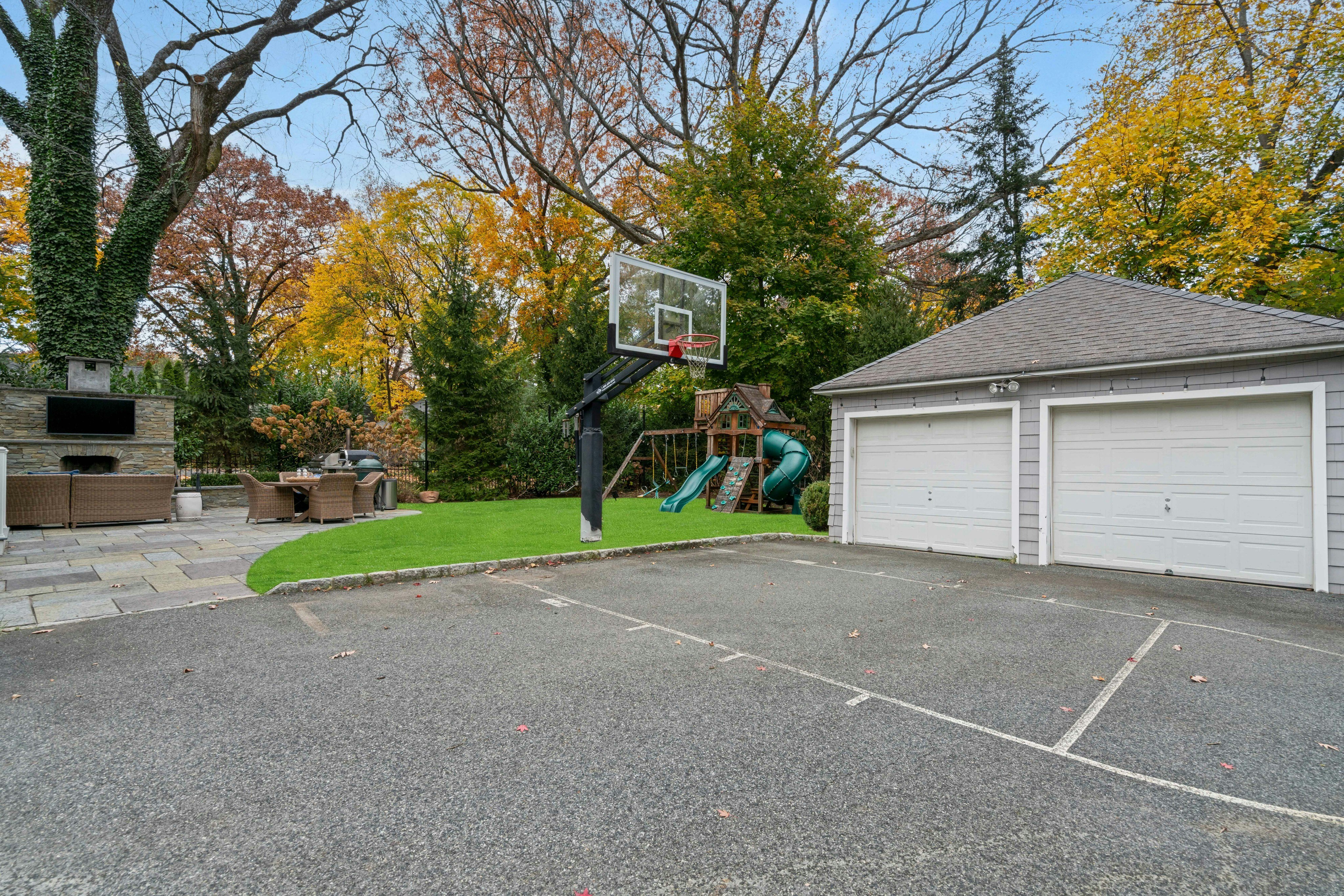 271 Orchard Place 