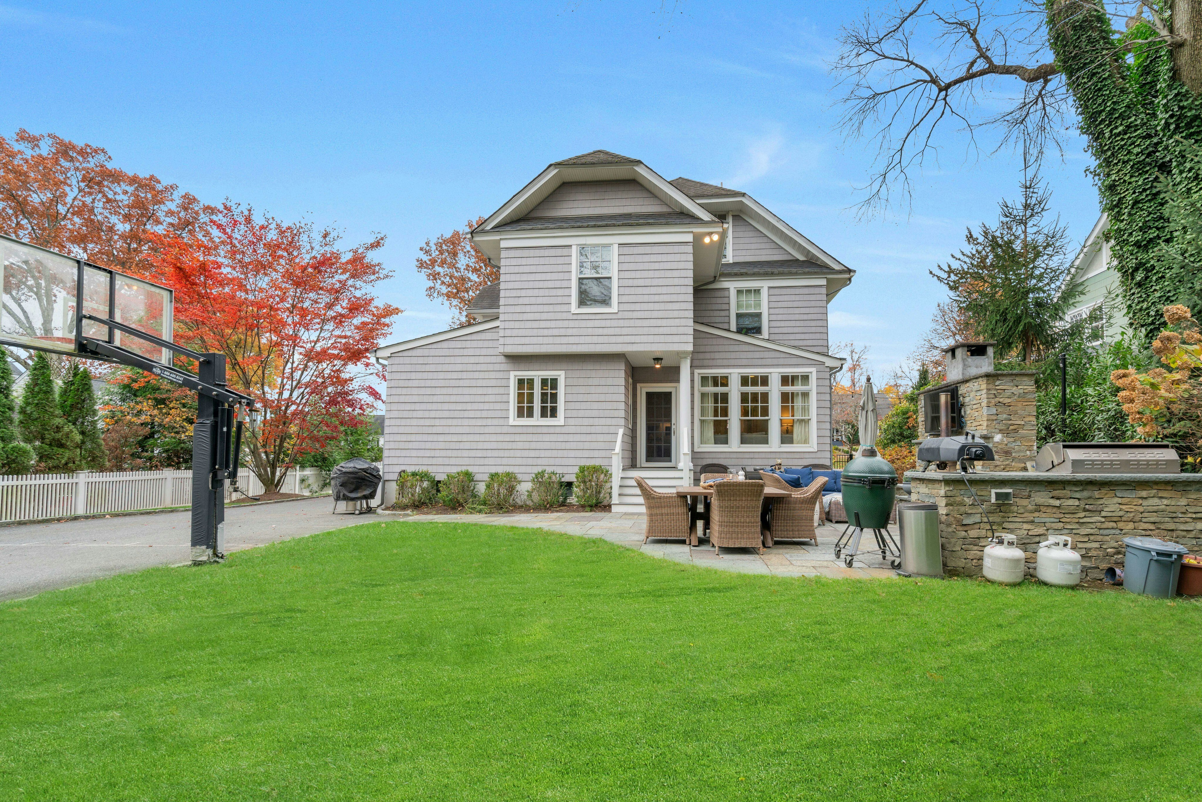 271 Orchard Place 