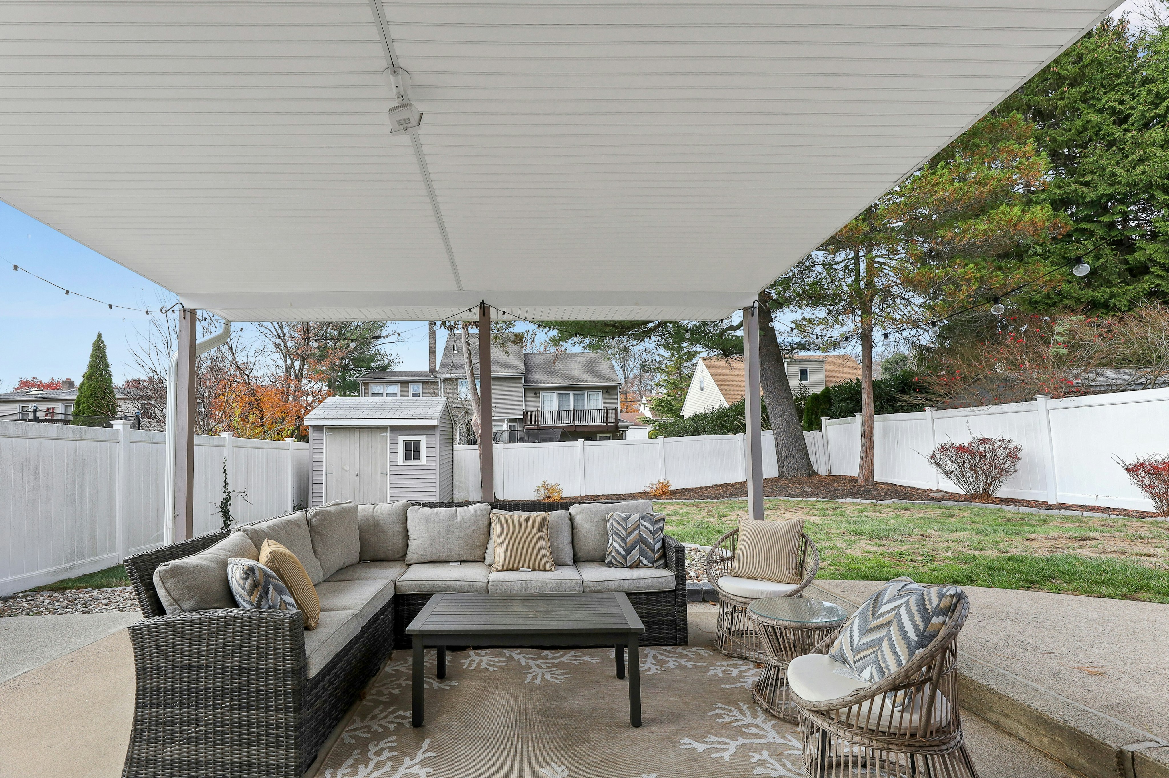 384 Mountain Avenue 